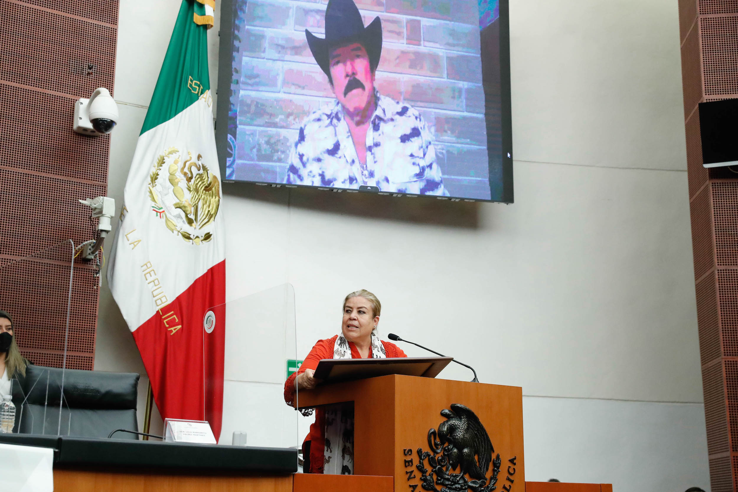 Reconocimiento Eliseo Robles y Lalo Mora-