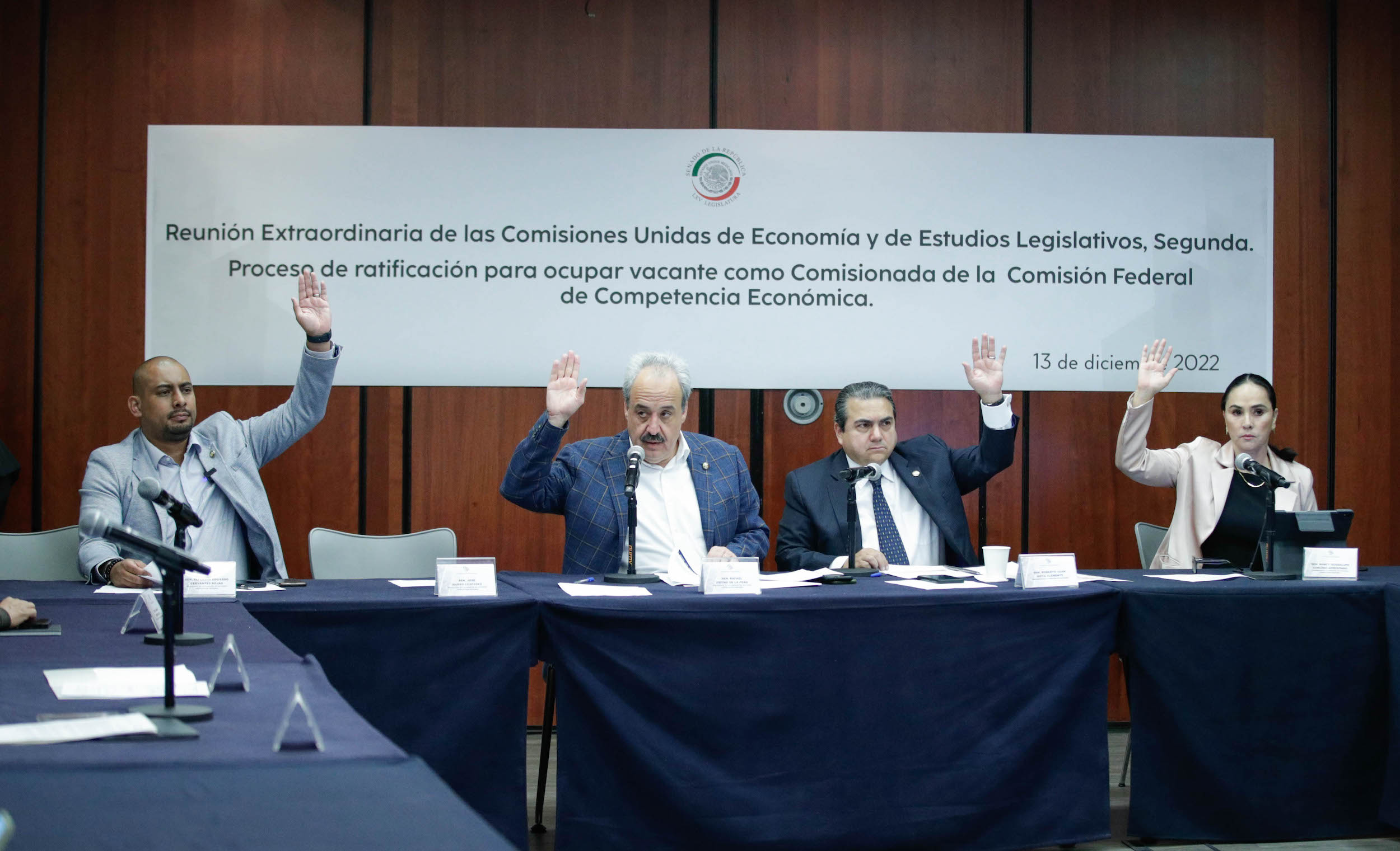 Reunioin de las comisiones unidas de Economiia y de Estudios Legislativos Segunda-