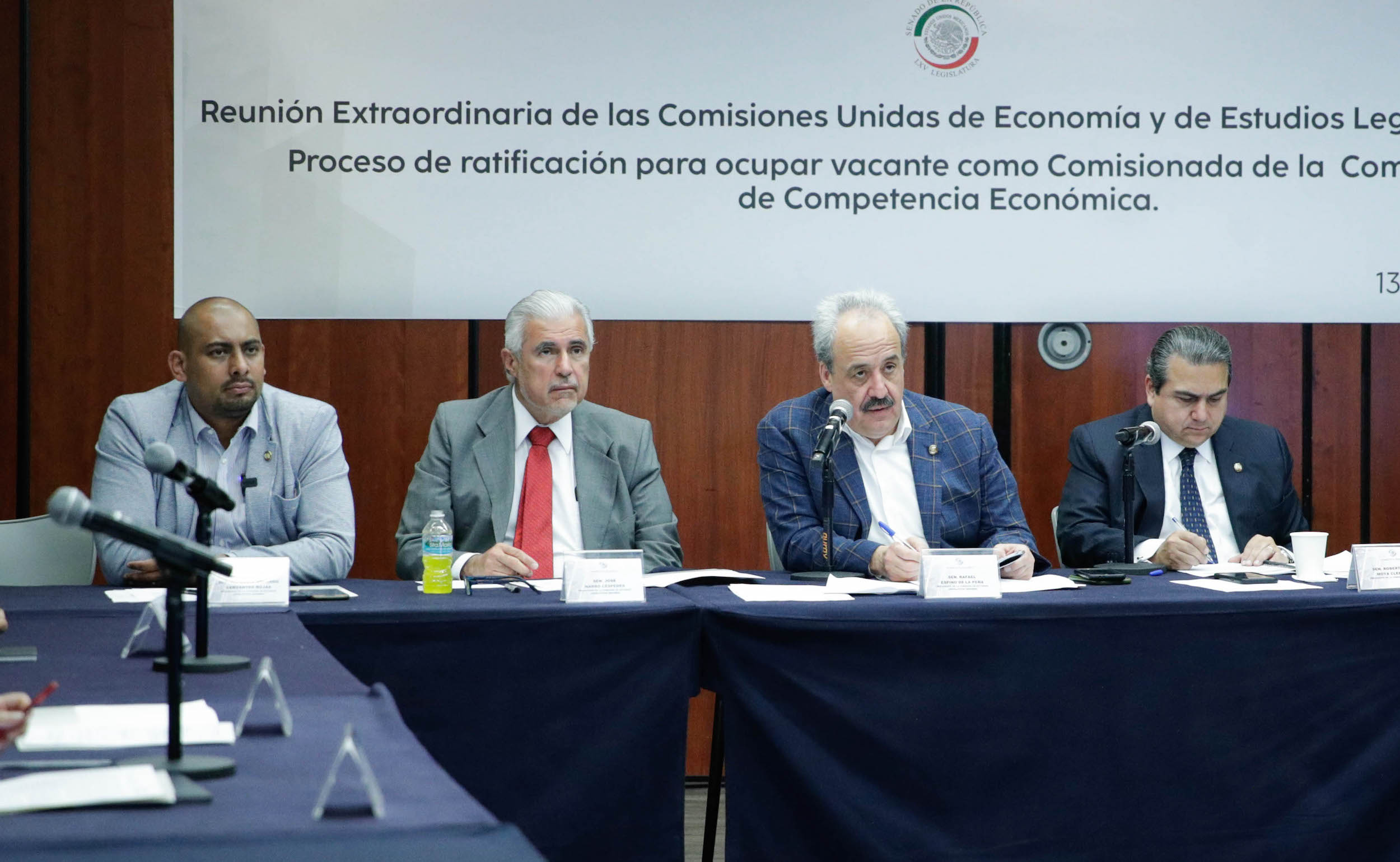 Reunioin de las comisiones unidas de Economiia y de Estudios Legislativos Segunda-