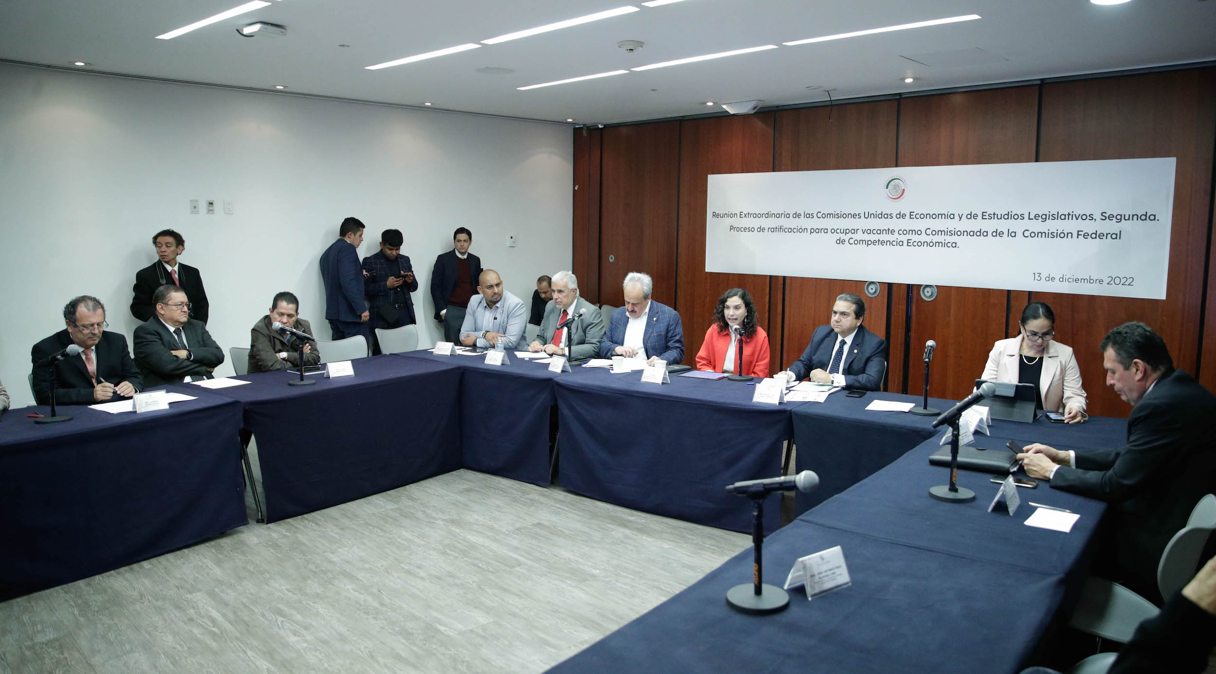 Reunioin de las comisiones unidas de Economiia y de Estudios Legislativos Segunda-