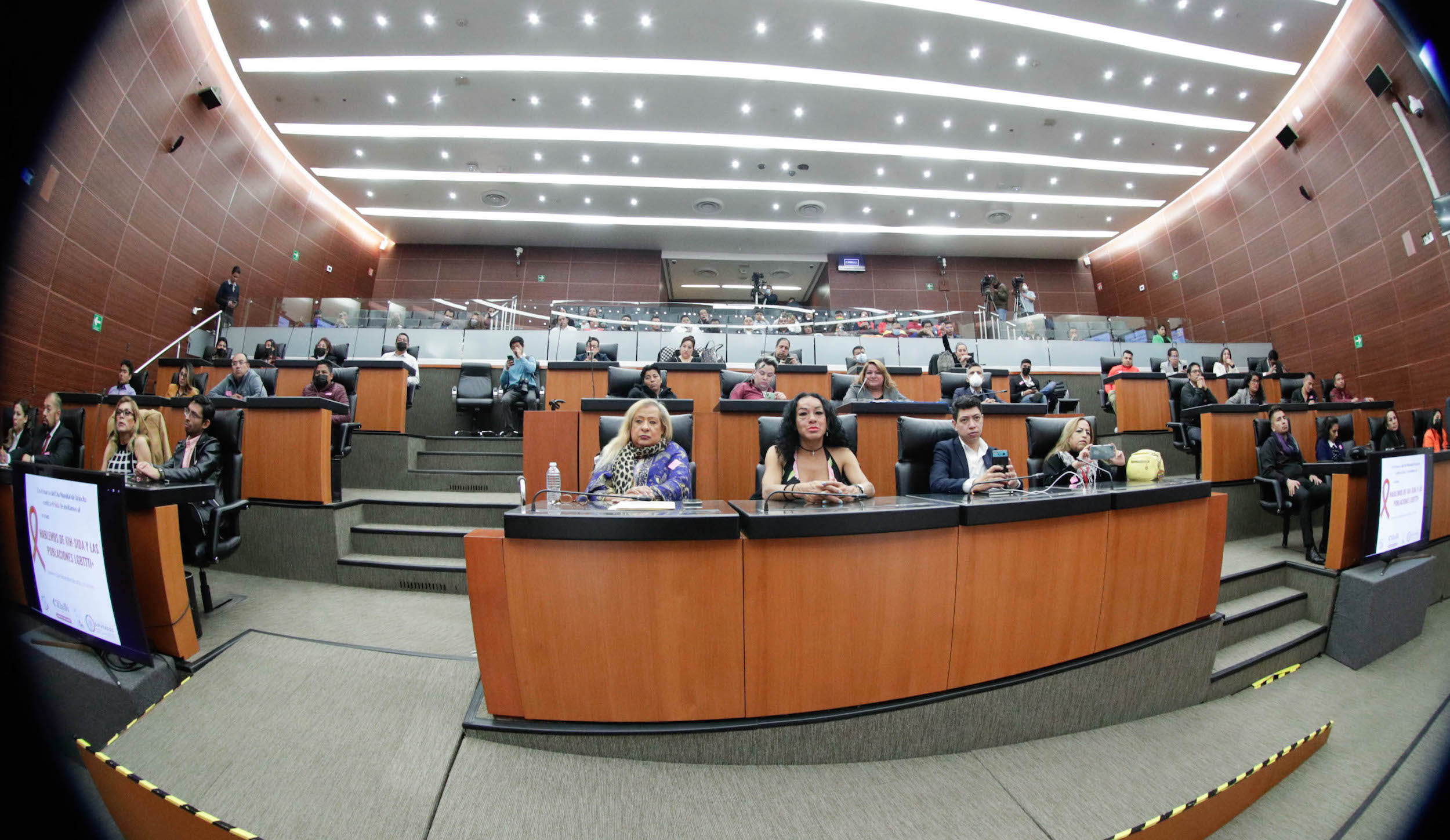 1V Foro Hablemos VIH Sida y las poblaciones LGBTTTI-