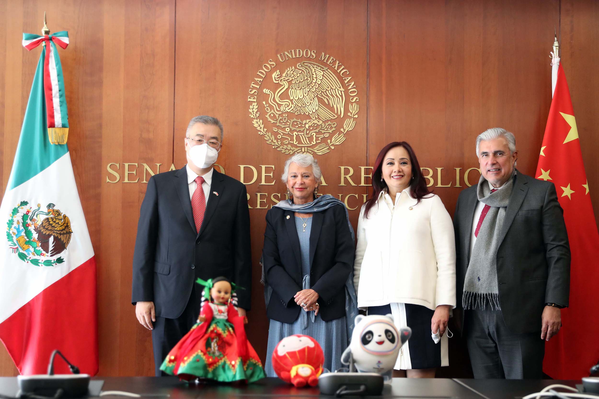 conmemoracioin de los 50 anos de relaciones diplomaiticas entre Meixico y China