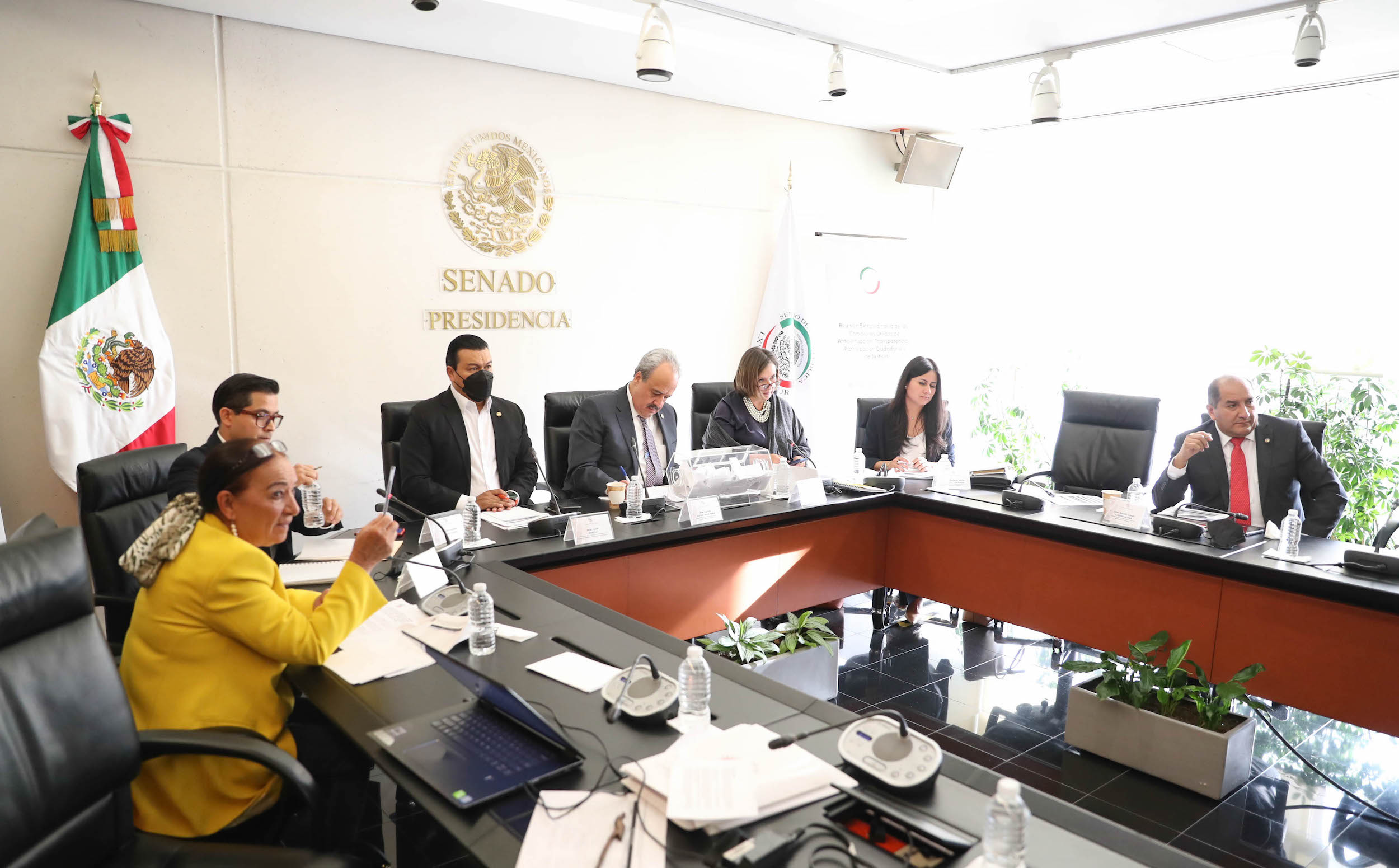 Reunioin de las comisiones unidas de Anticorrupcioin Transparencia y Participacioin Ciudadana y de Justicia-