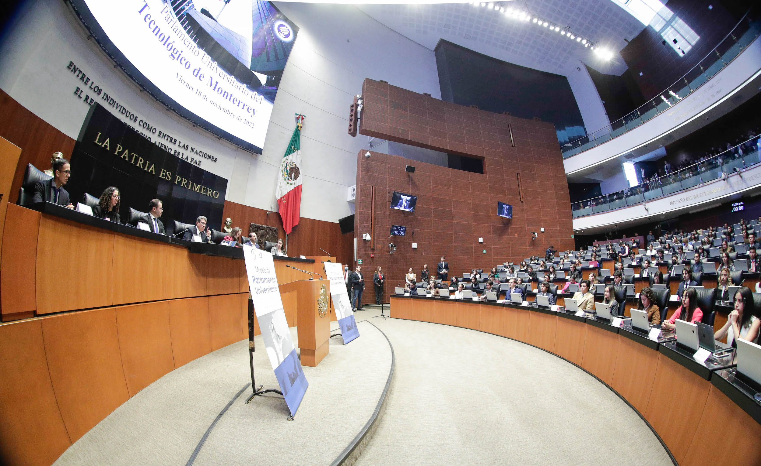 Inauguracioin del Parlamento Juvenil del Instituto Tecnoloigico de Monterrey-