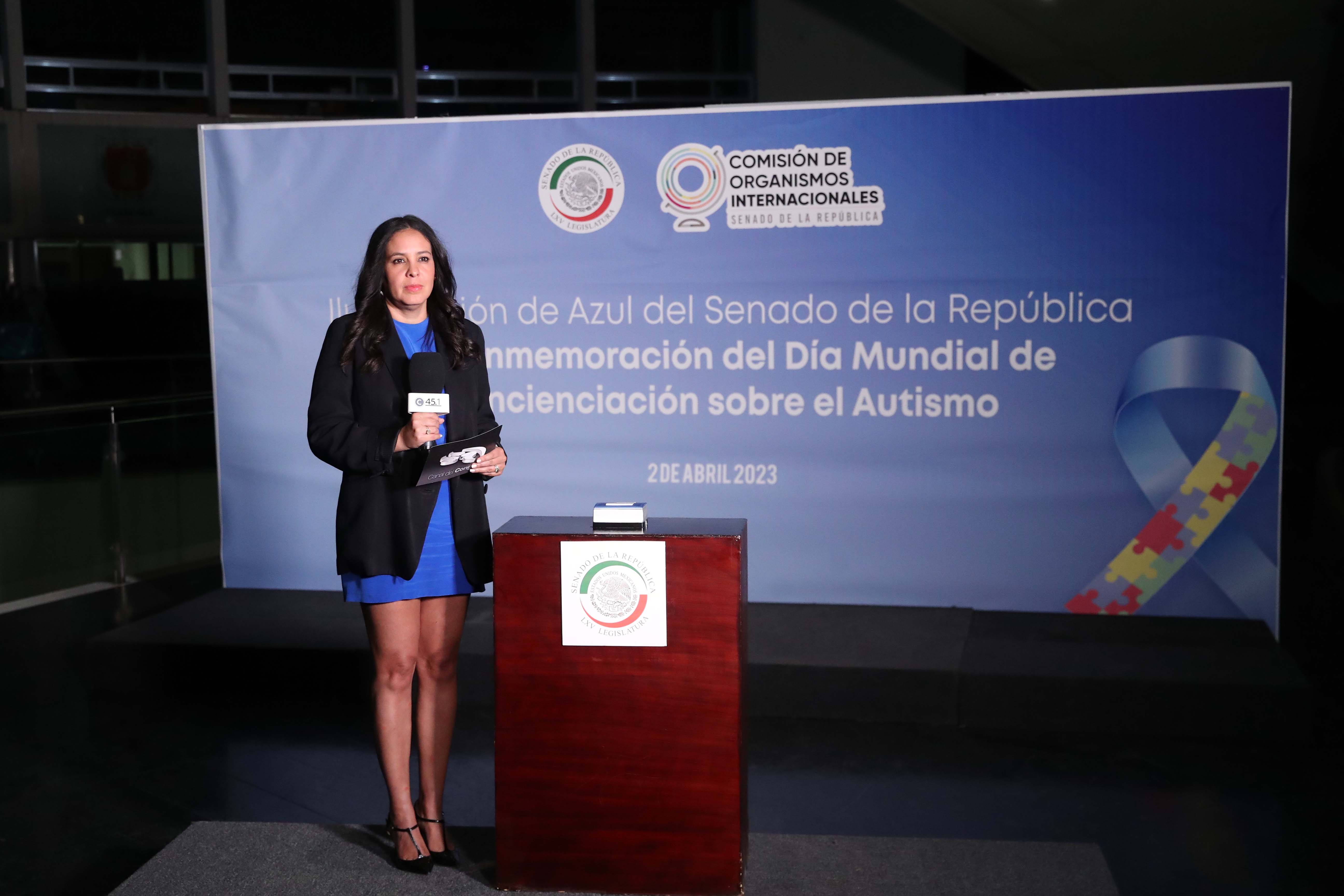 Iluminacion del Senado de la Republica con Motivo del Dia Internacional de la Concientizacion del Autismo