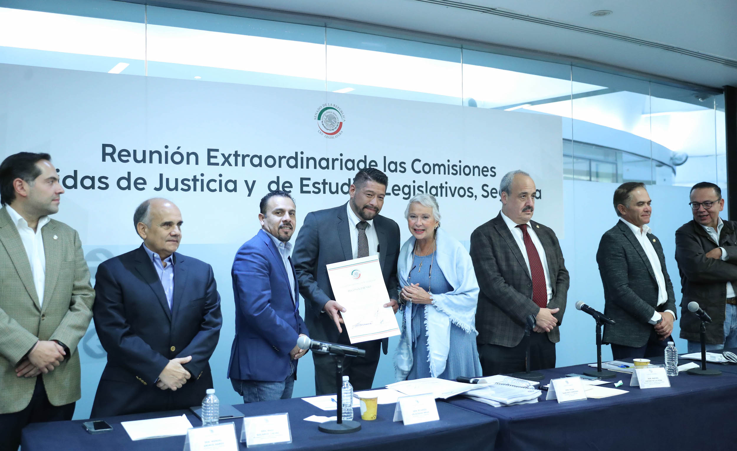 Com Unidas de Justicia y de Estudios Leg Seg-