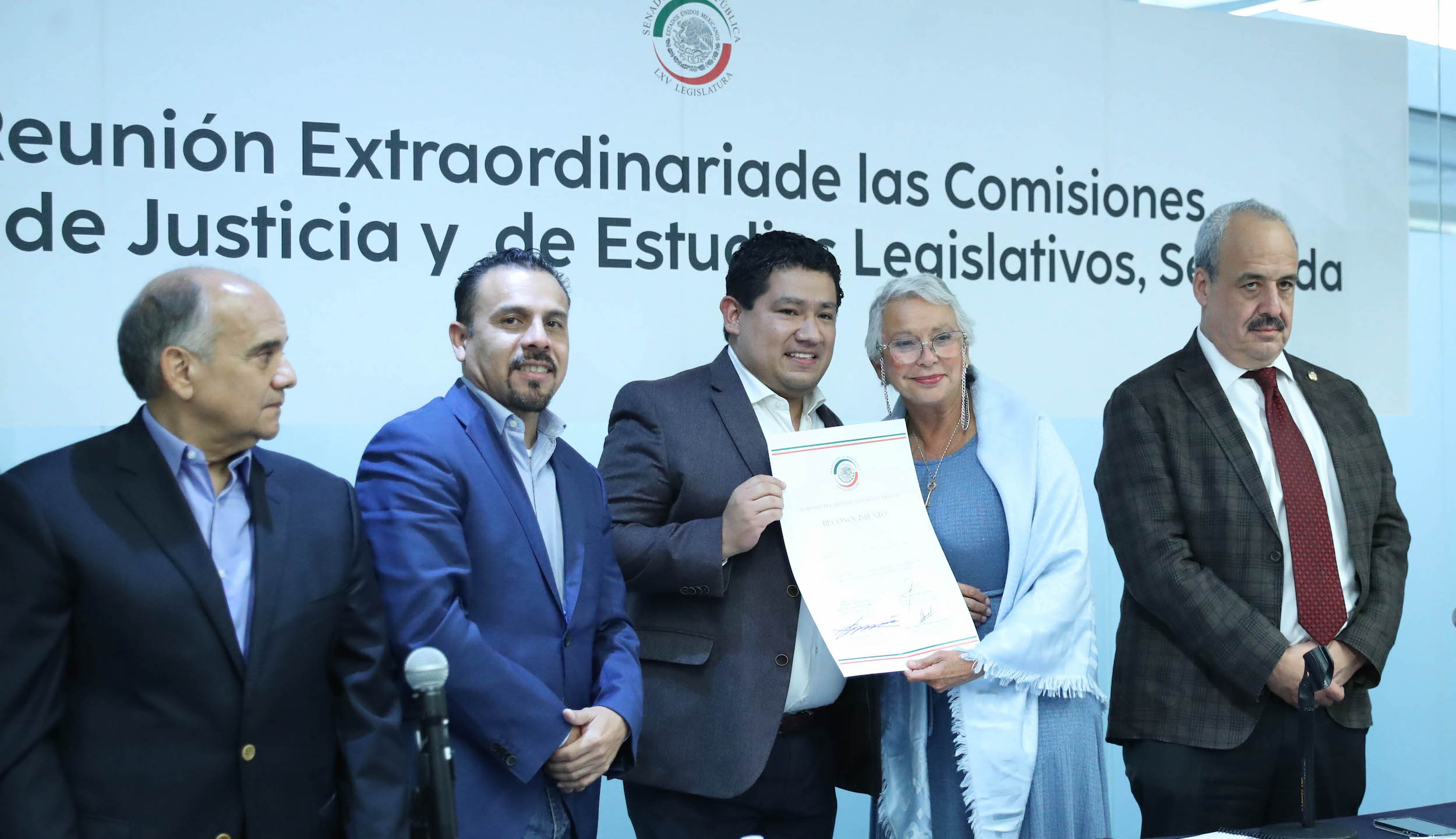 Com Unidas de Justicia y de Estudios Leg Seg-