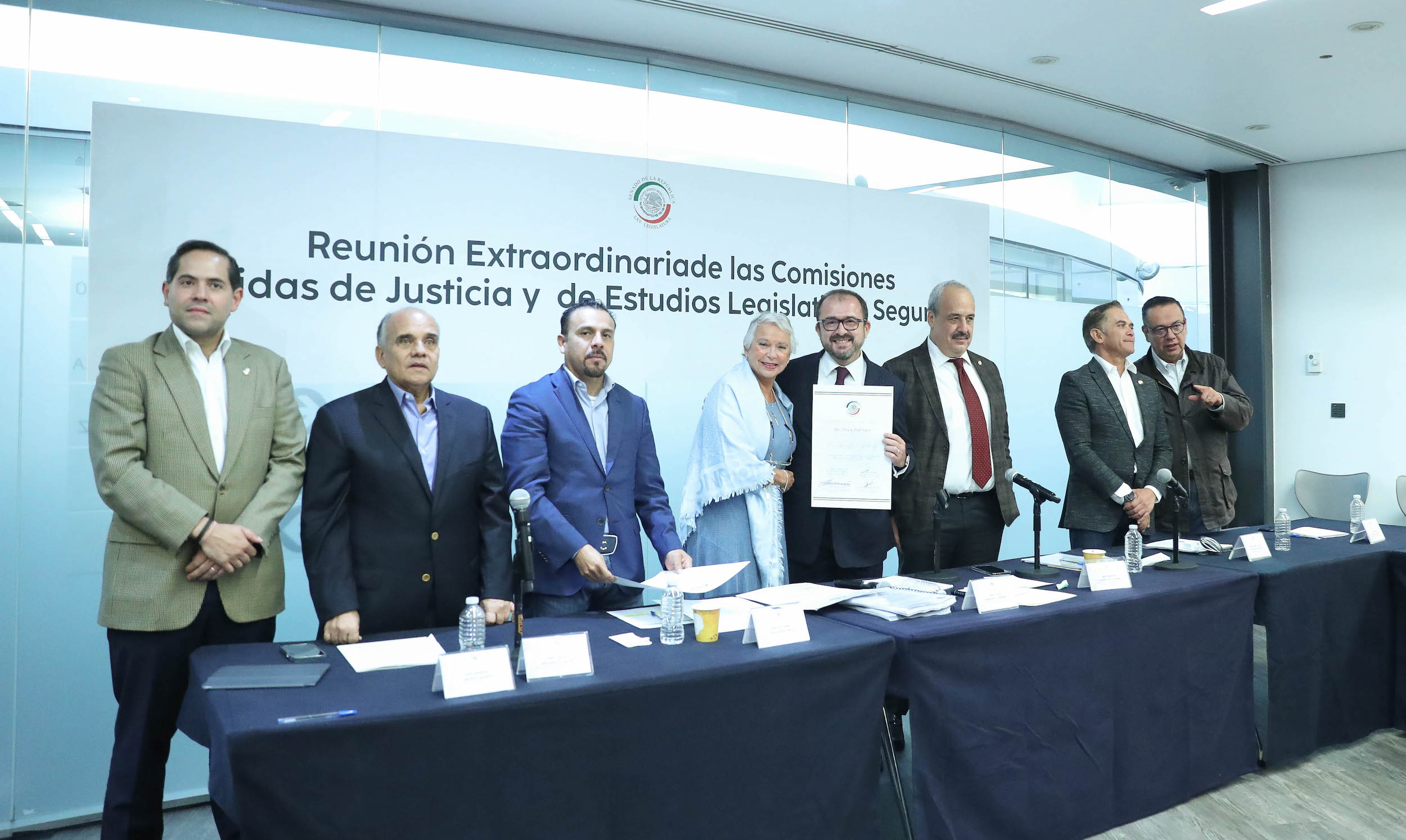 Com Unidas de Justicia y de Estudios Leg Seg-