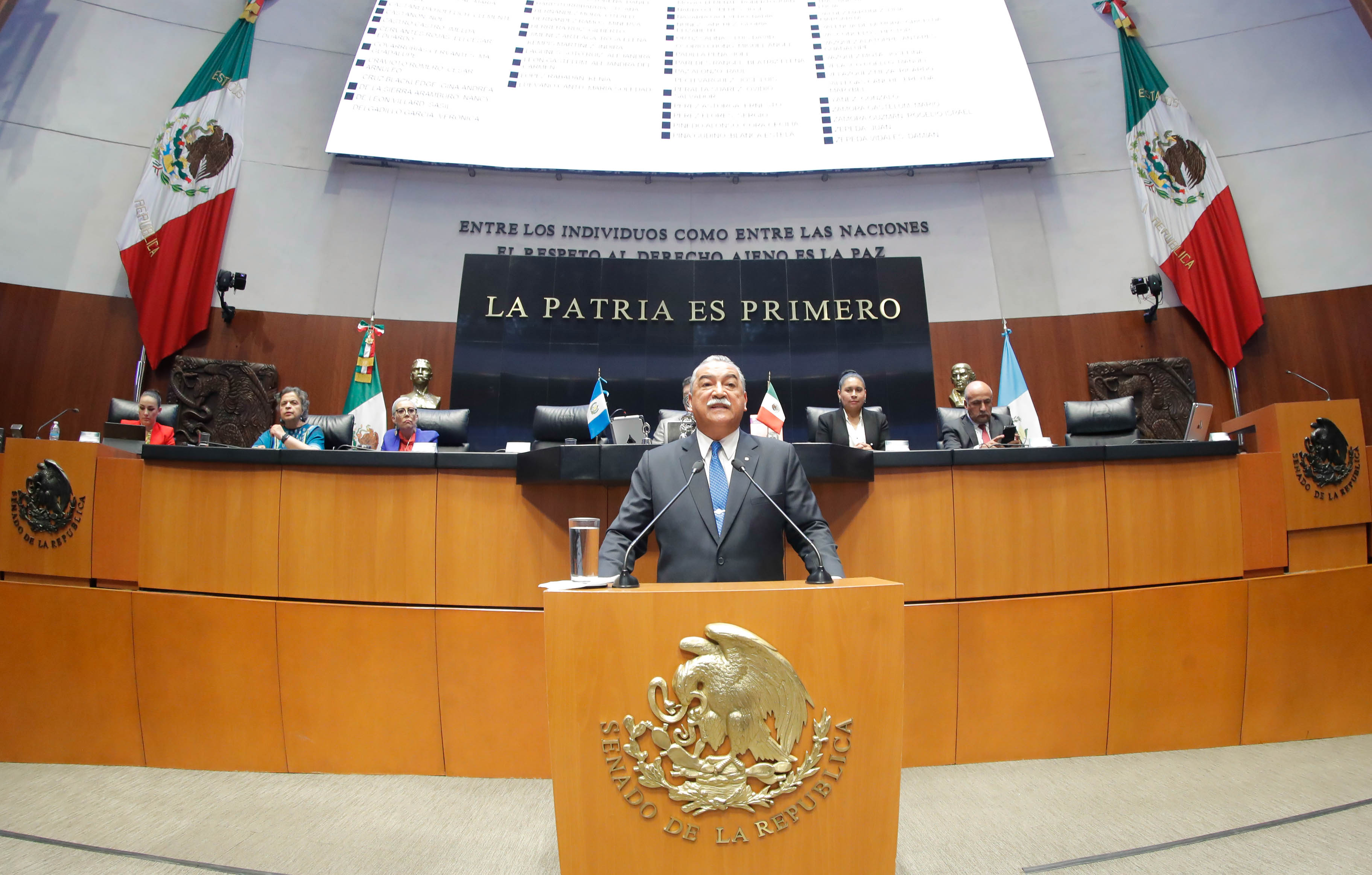 Sesion Solemne Mexico Guatemala-