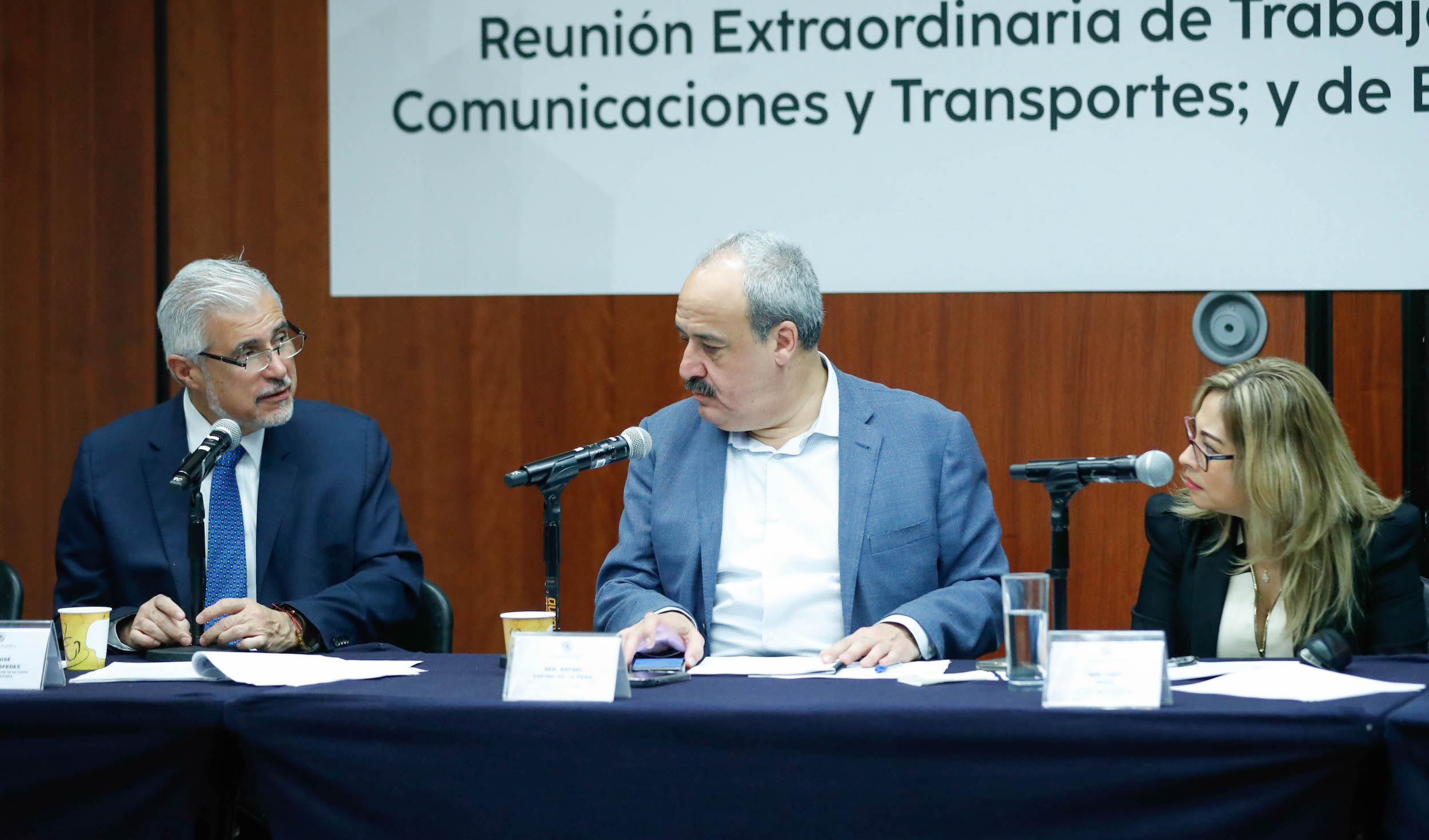 Comisiones Unidas de Comunicaciones y Transportes y de Estudios Legislativos Segunda-