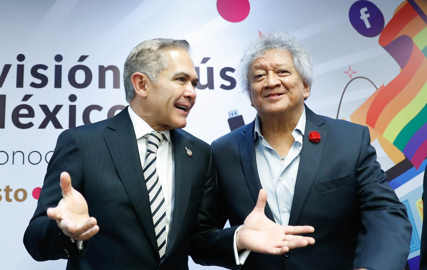 Entrega de reconocimientos al talento artistico en Mexico-