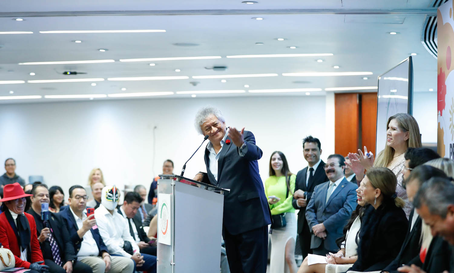 Entrega de reconocimientos al talento artistico en Mexico-