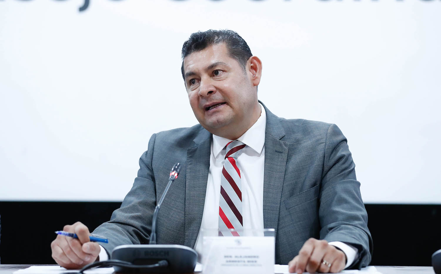 Entrega de reconocimientos a integrantes del Consejo Coordinador Empresarial-