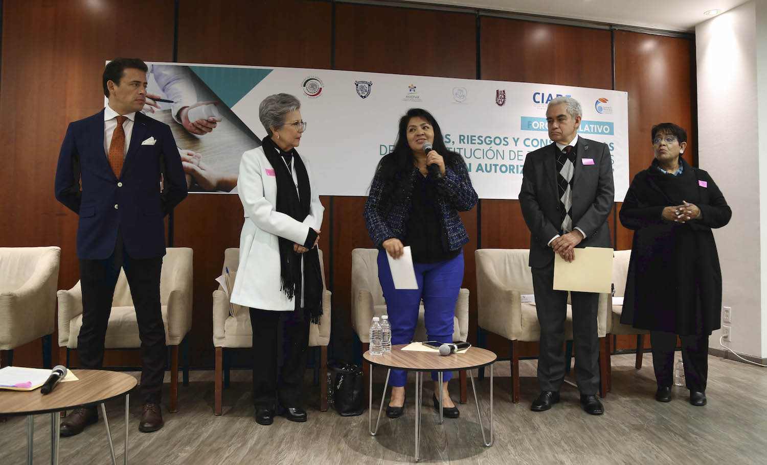 Foro Riesgos de la Sustitucion de Tratamientos Medicos-