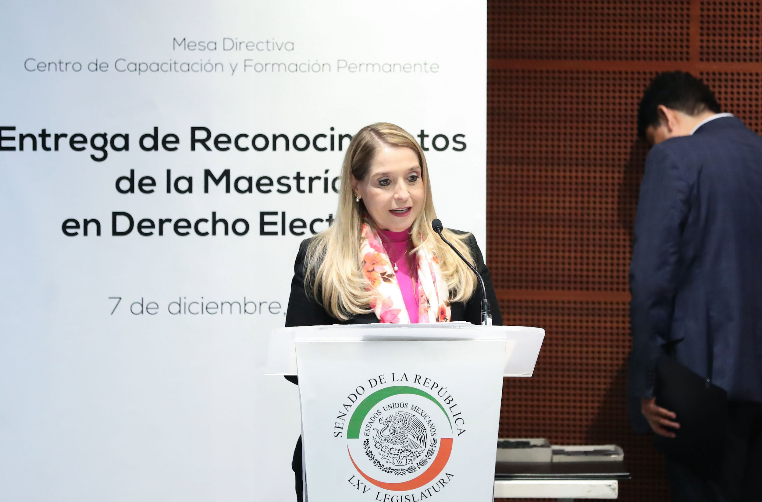 Entrega de reconocimientos del Diplomado en Administracioin Puiblica-