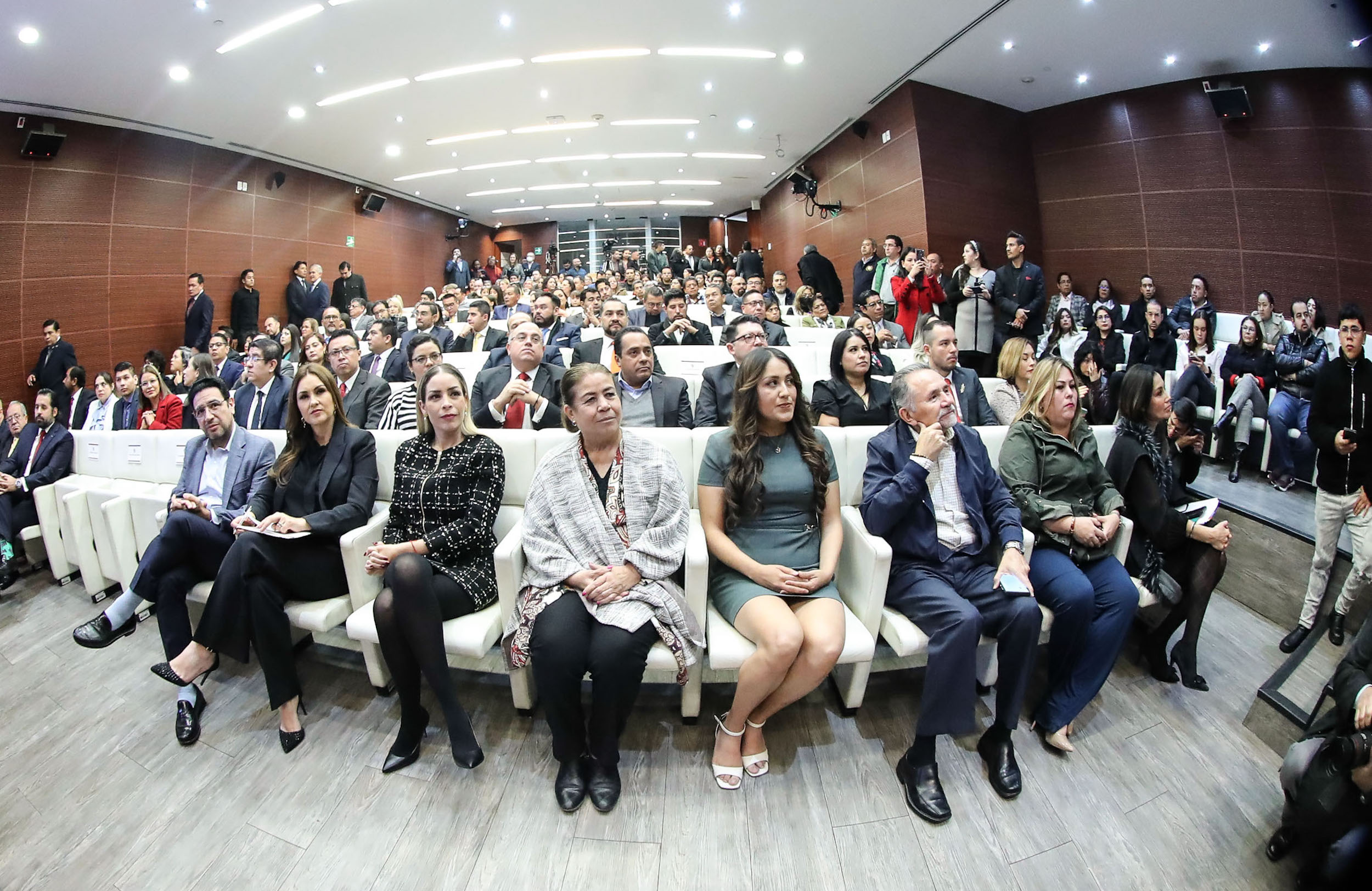 Entrega de reconocimientos del Diplomado en Administracioin Puiblica-