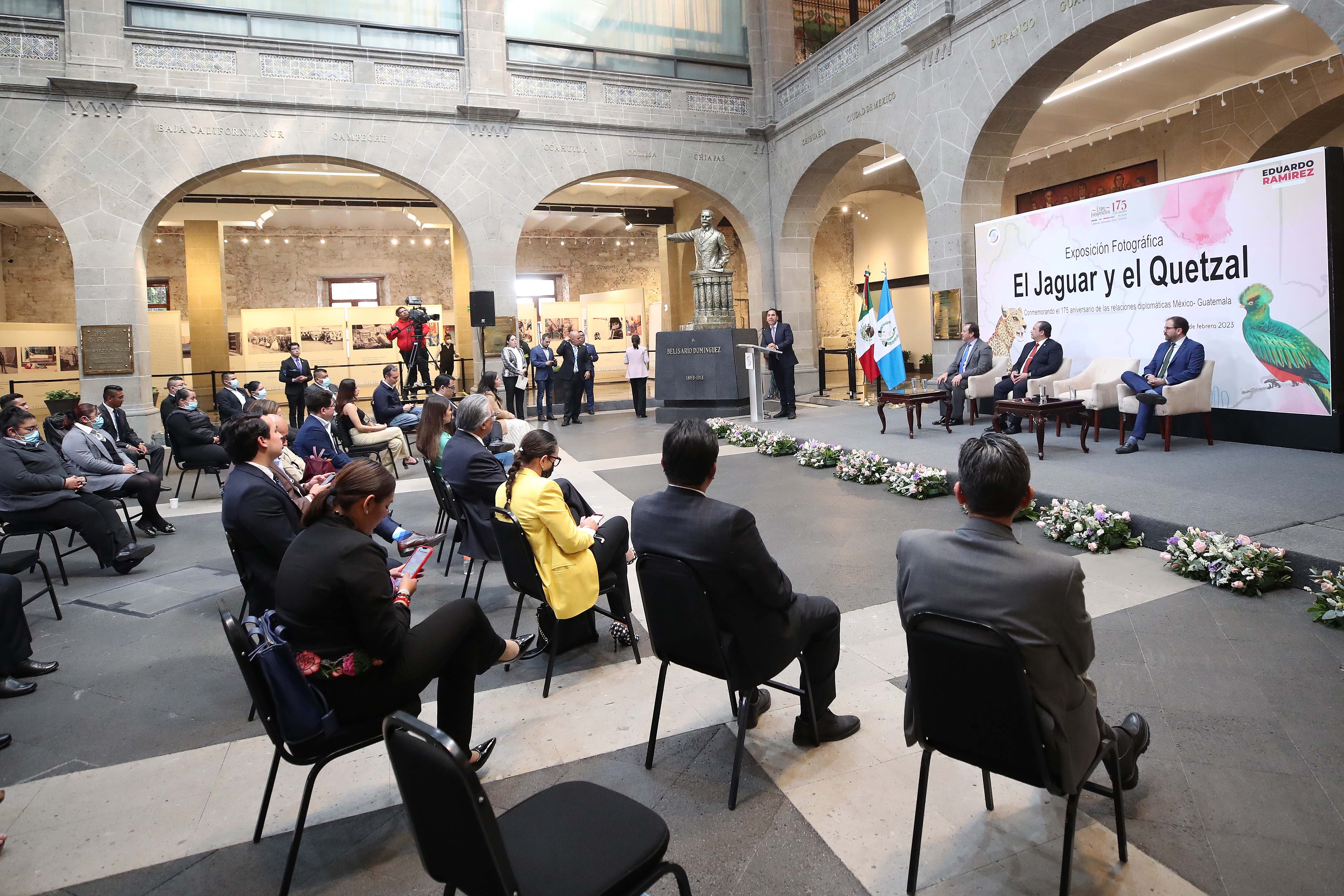 Exposicion Fotografica El Jaguar y el Quetzal