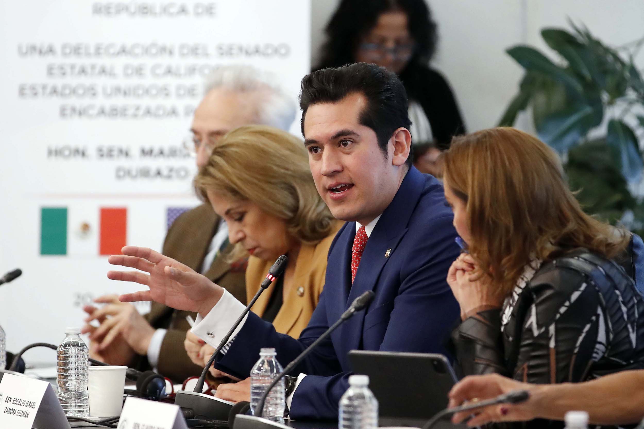 Reunion con Senadores de California