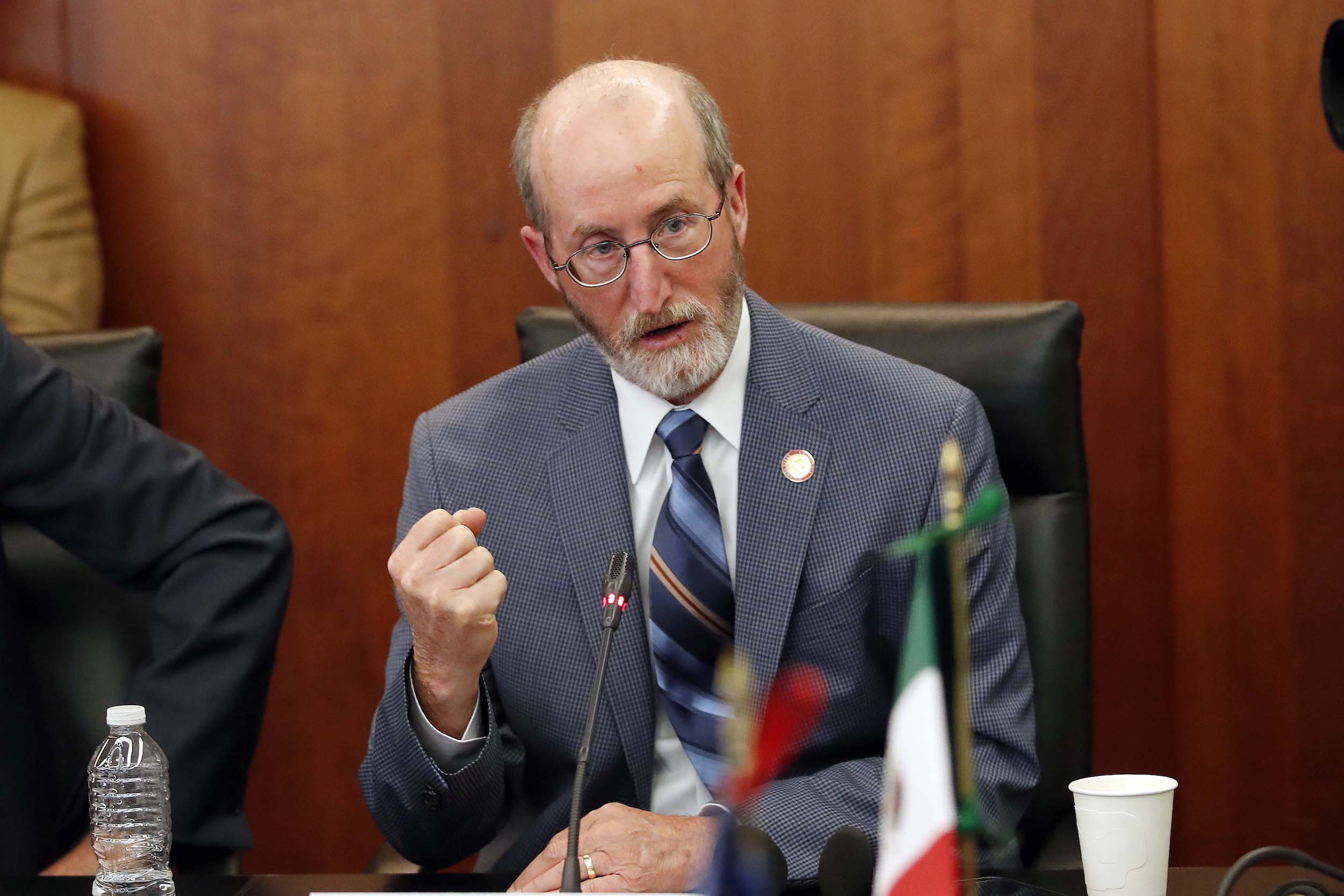 Reunion con Senadores de California