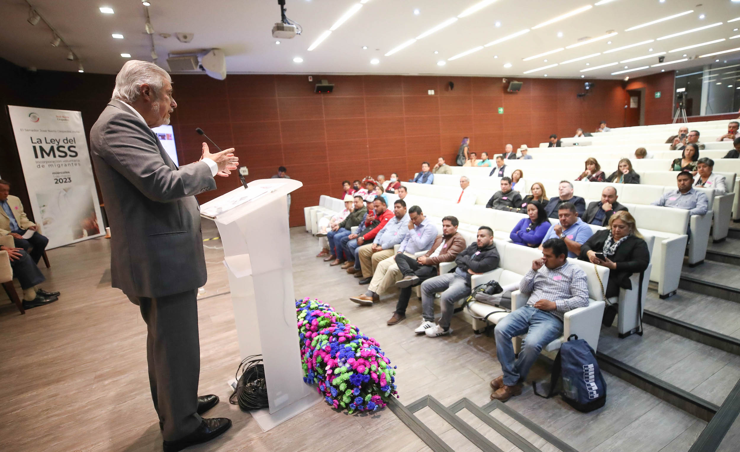 Evento La Ley del IMSS incorporacioin voluntaria de migrantes-
