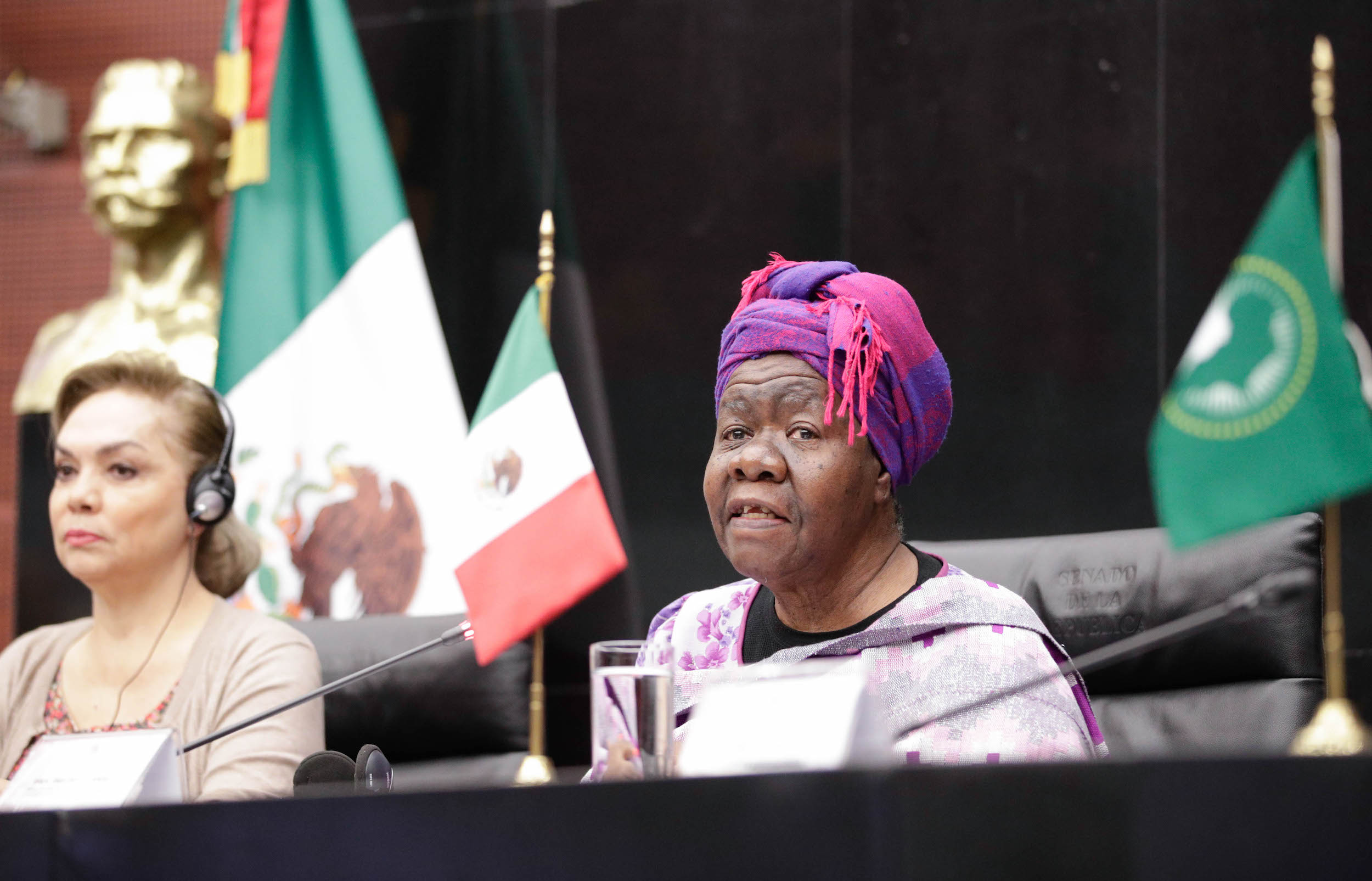 Parlamento de Paz Sostenible ante los Pueblos Originarios Meixico-Aifrica-