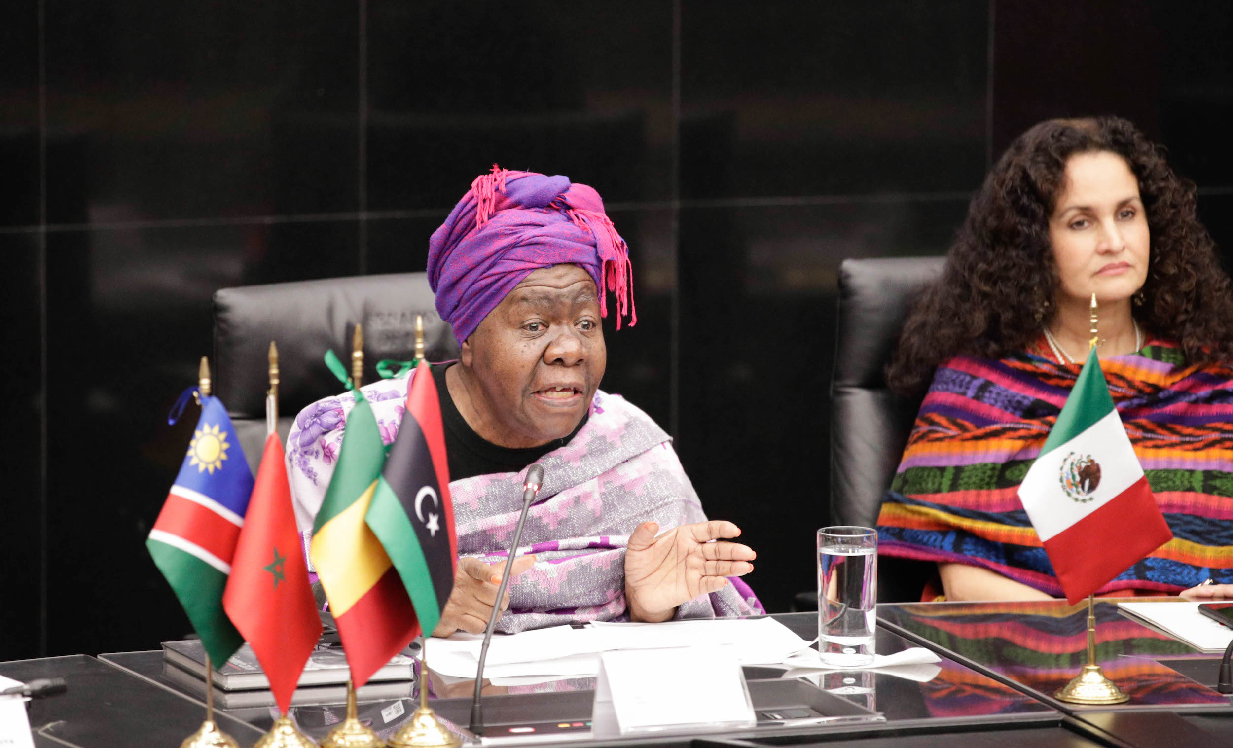 Parlamento de Paz Sostenible ante los Pueblos Originarios Meixico-Aifrica-