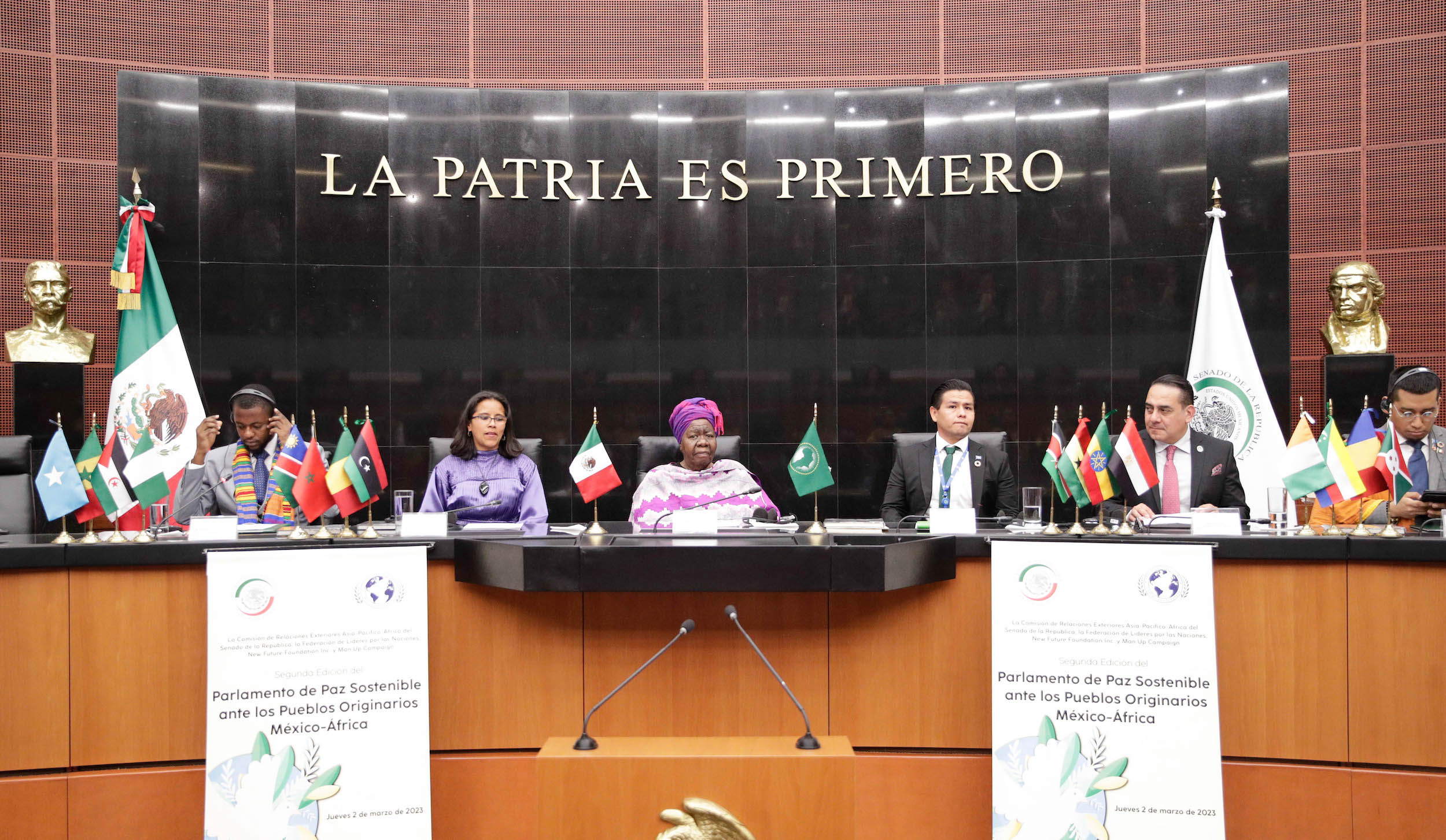 Parlamento de Paz Sostenible ante los Pueblos Originarios Meixico-Aifrica-