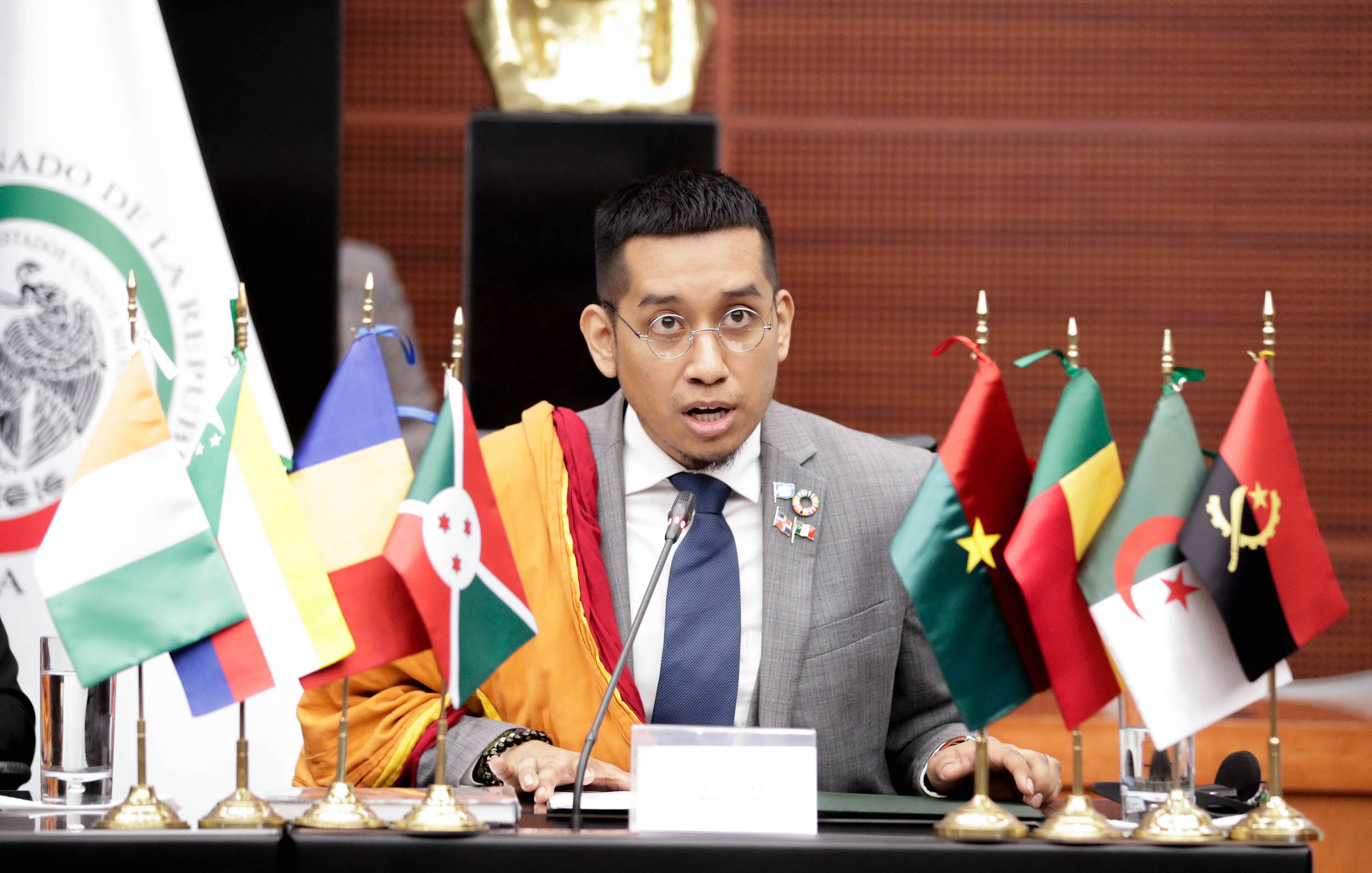 Parlamento de Paz Sostenible ante los Pueblos Originarios Meixico-Aifrica-