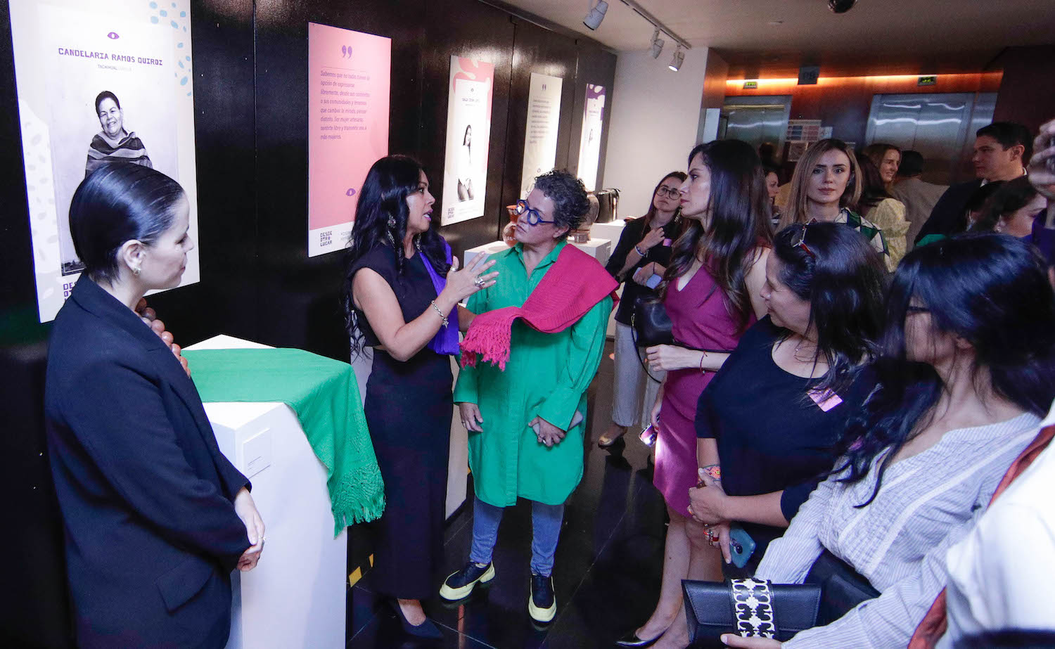Inauguracion de la exposicion de artesanas jaliscienses   Desde otro lugar  -