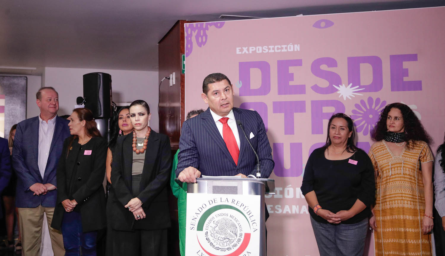 Inauguracion de la exposicion de artesanas jaliscienses   Desde otro lugar  -