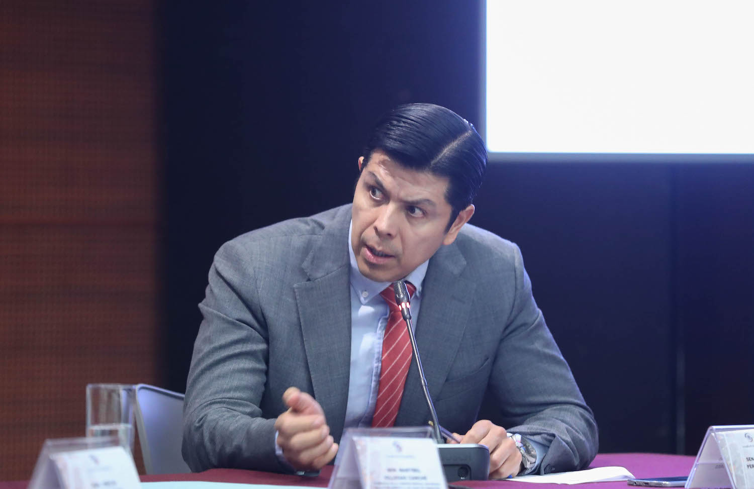 Presentacion del libro Desplazamiento forzado interno en Mexico del reconocimiento a los desafios-