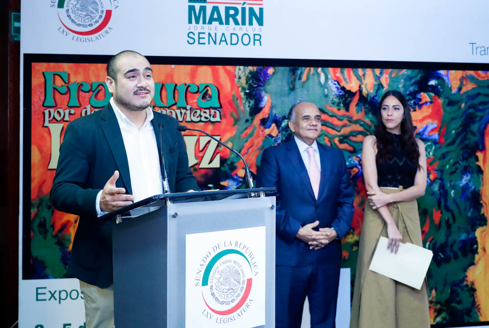 Inauguracioin de la exposicioin Fractura por donde atraviesa la luz-