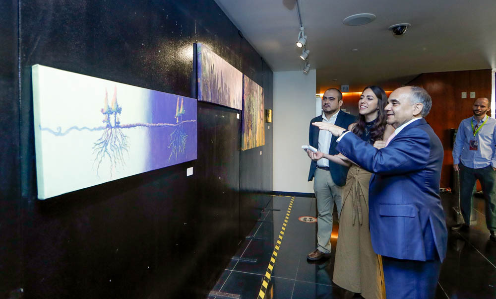 Inauguracioin de la exposicioin Fractura por donde atraviesa la luz-