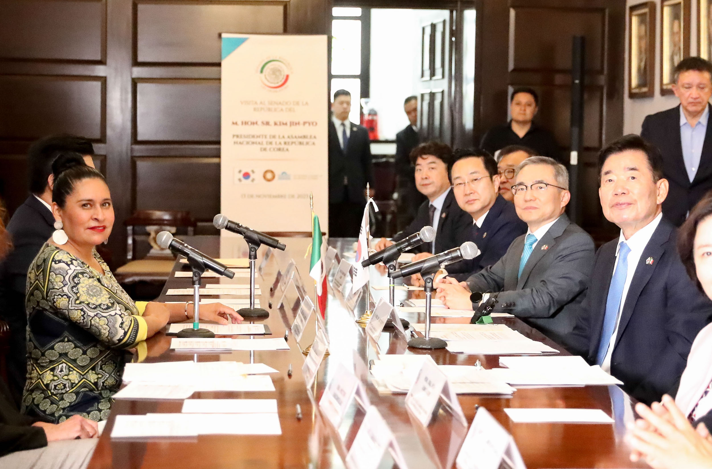 Visita del  presidente de la Asamblea Nacional de la Repuiblica de Corea-