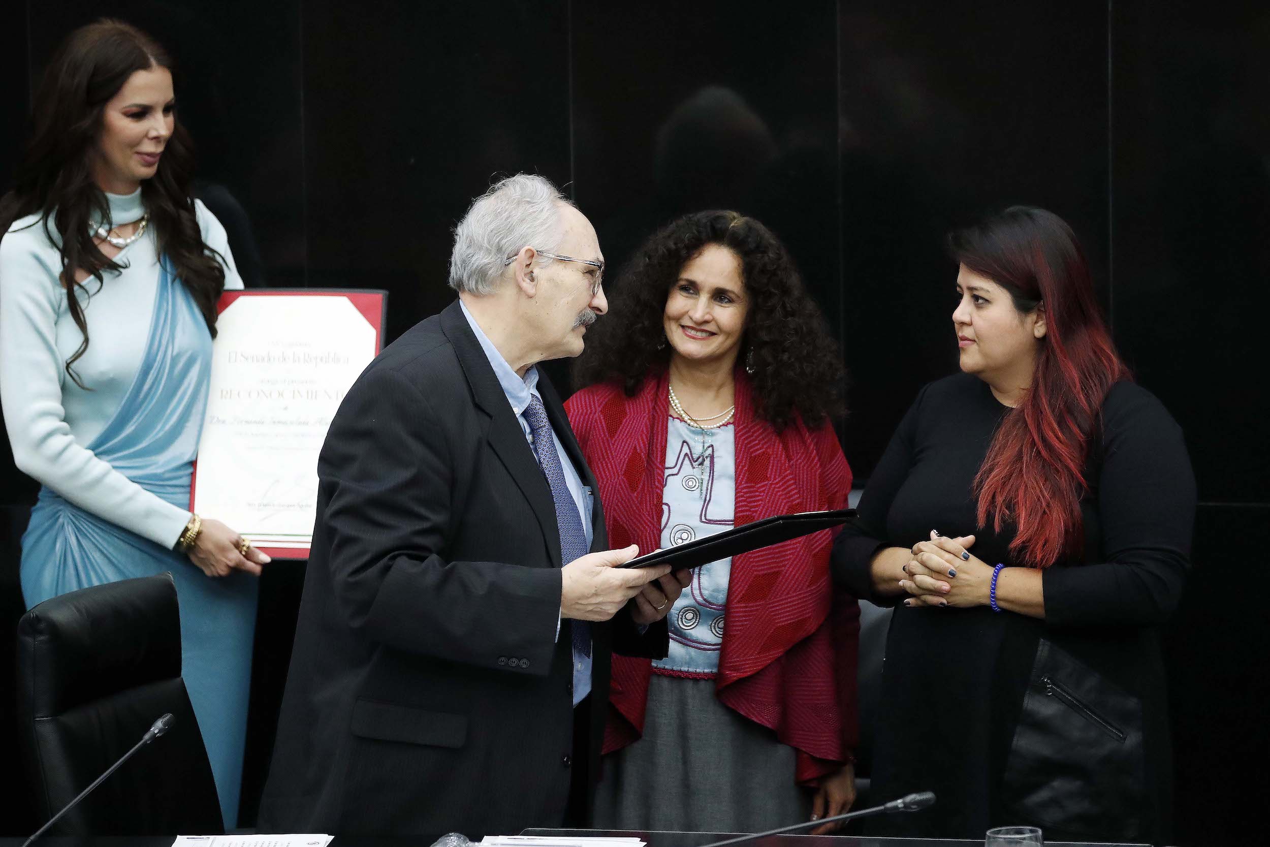 Inauguracioin de le exposicioin Un viaje sagrado
