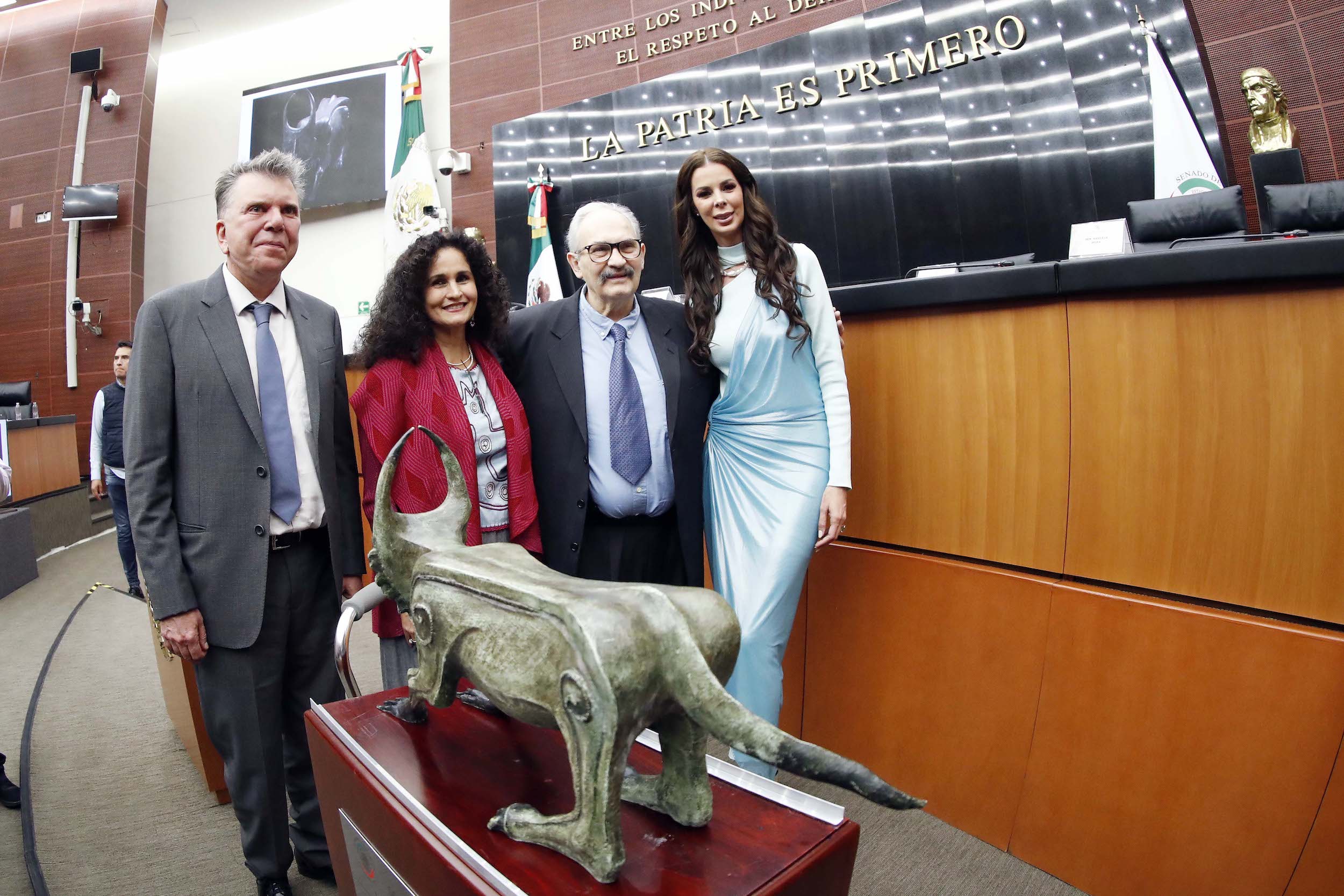 Inauguracioin de le exposicioin Un viaje sagrado