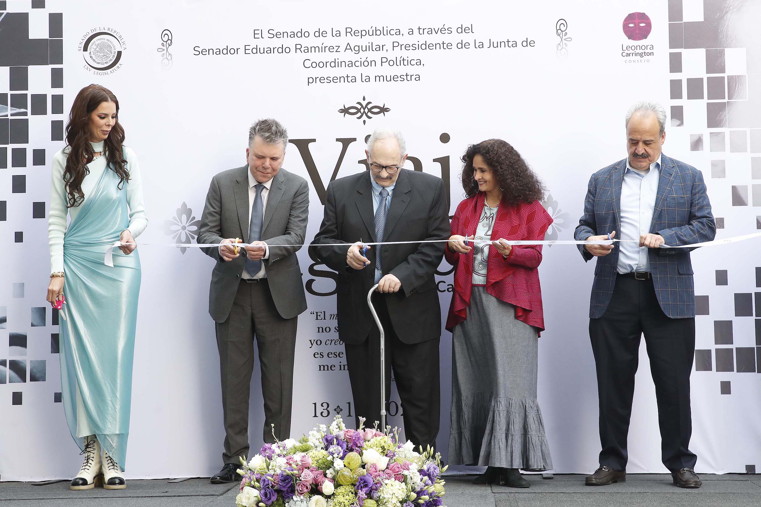 Inauguracioin de le exposicioin Un viaje sagrado