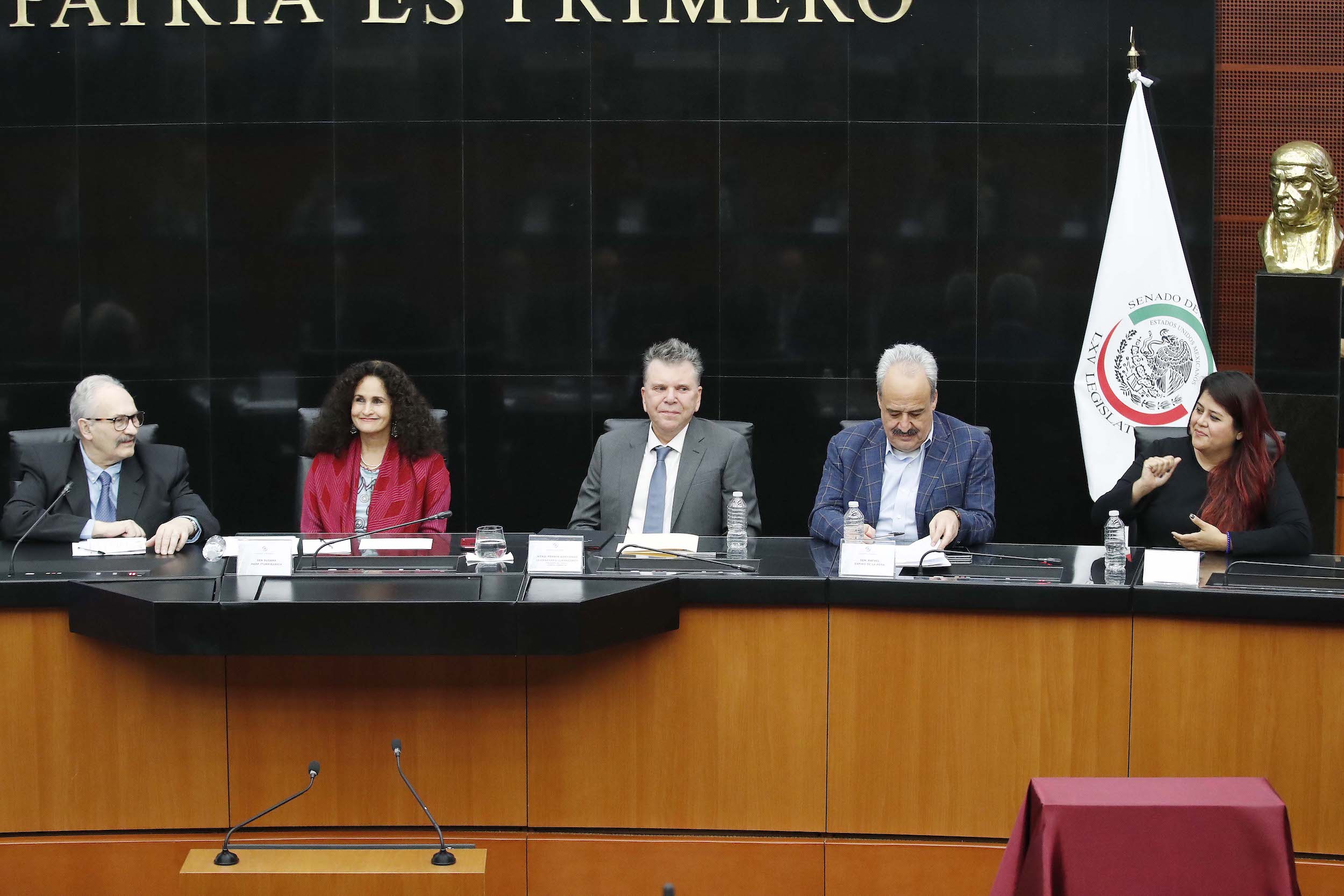 Inauguracioin de le exposicioin Un viaje sagrado