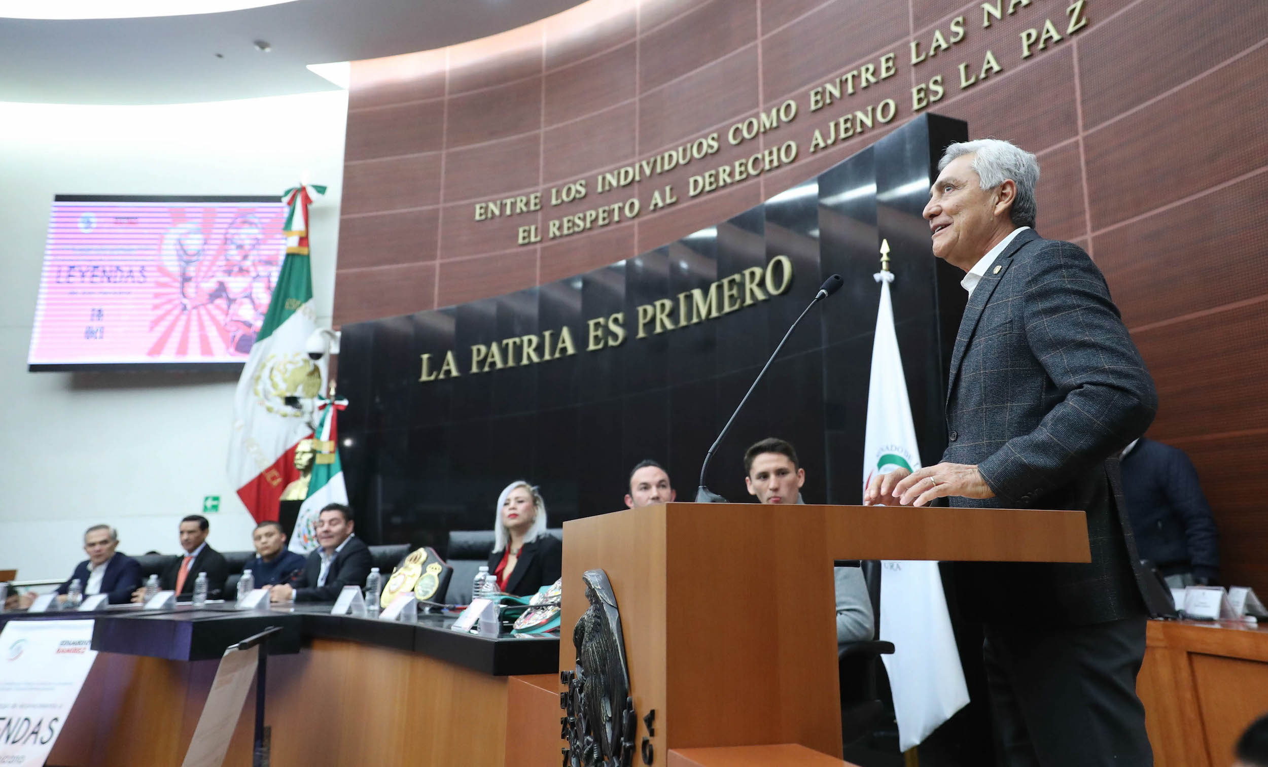 Entrega de reconocimientos a  Leyendas del boxeo -