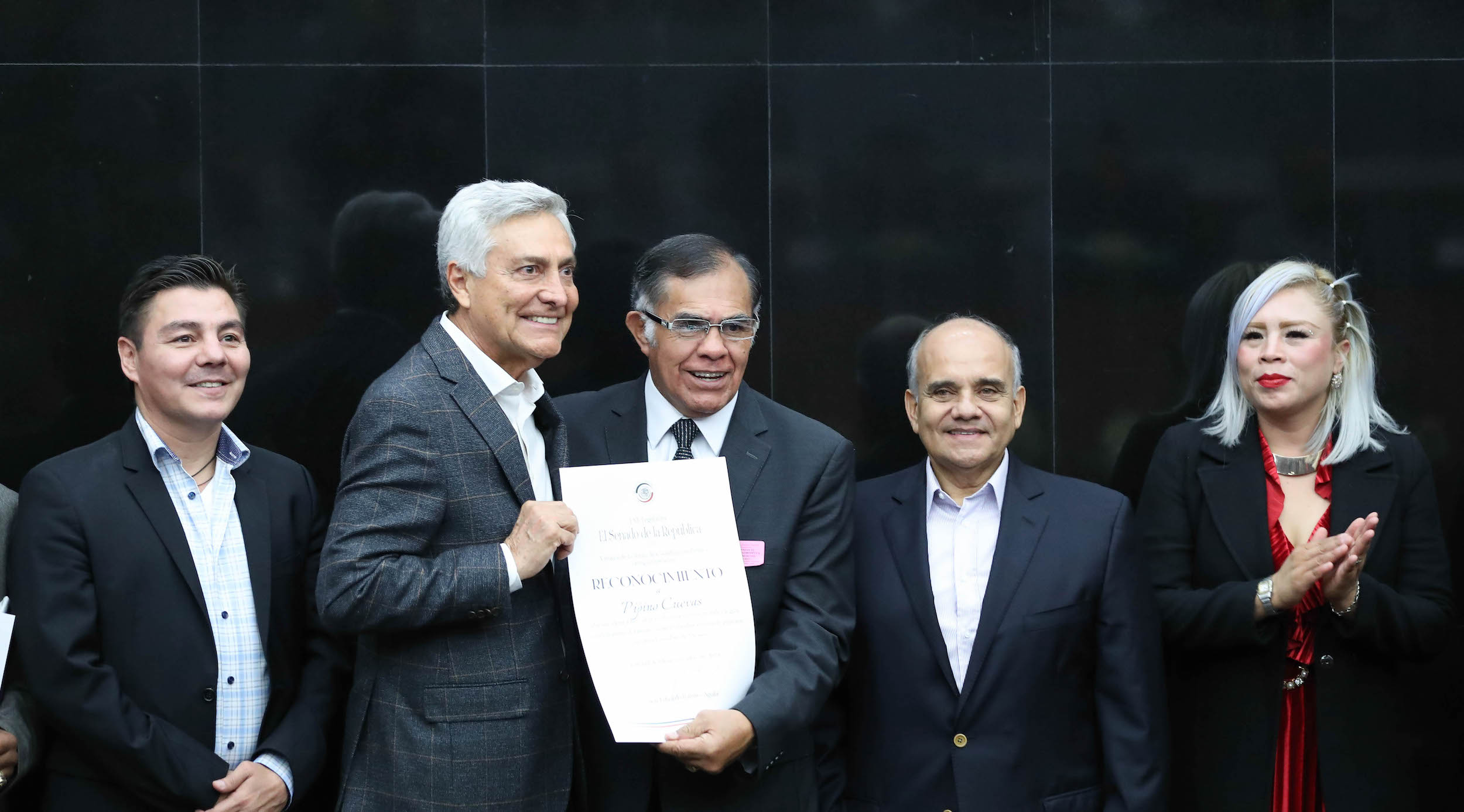 Entrega de reconocimientos a  Leyendas del boxeo -