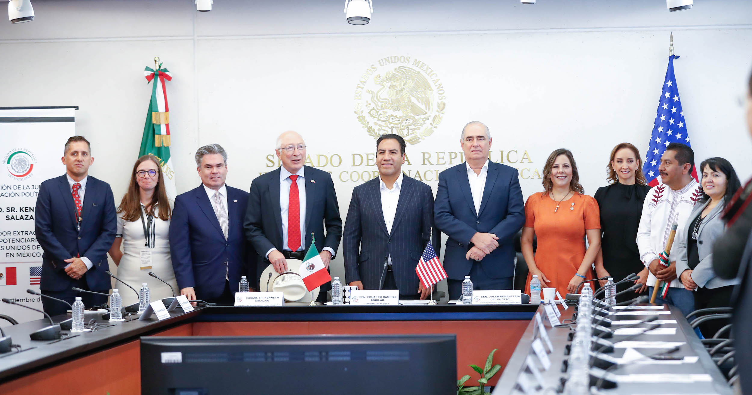 Visita del Embajador de EEUU a la JUCOPO-
