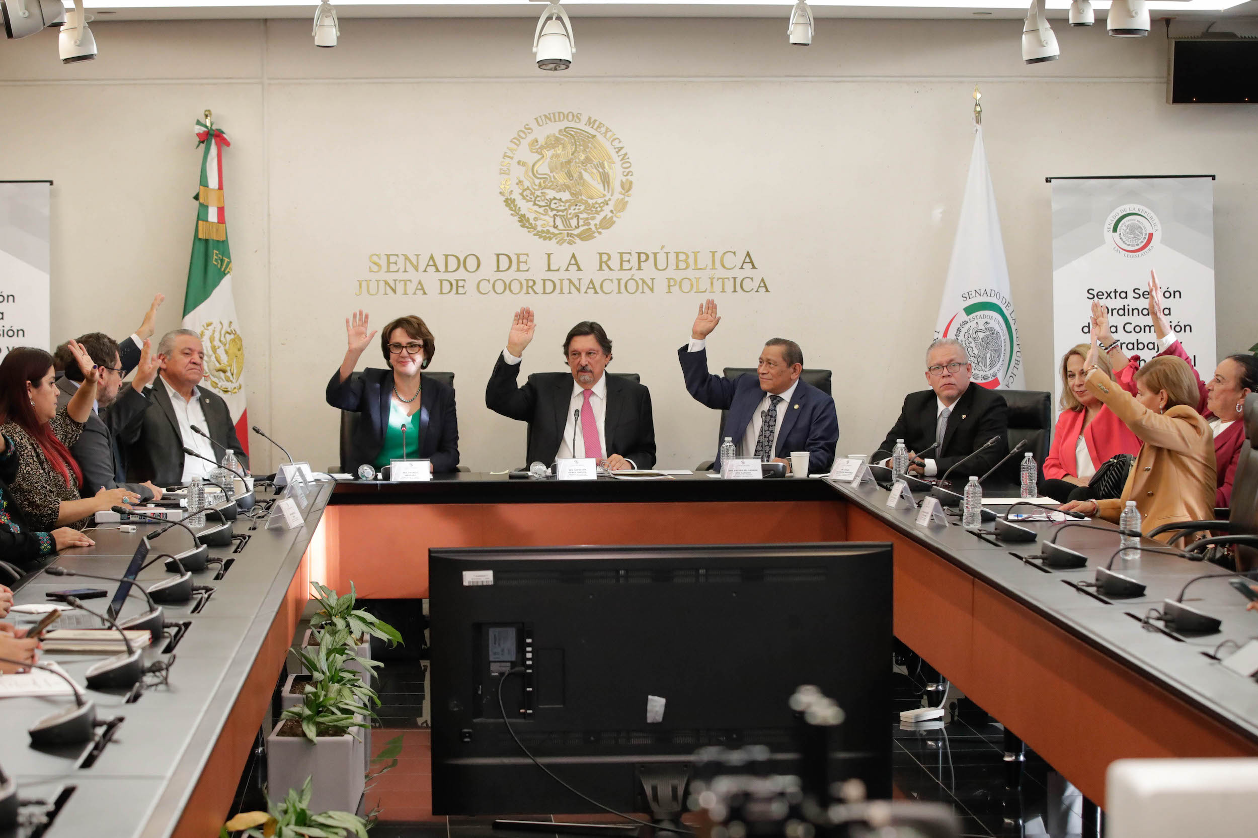 Comisión del Trabajo garantiza avances en protección de derechos laborales: Napoleón Gómez Urrutia 