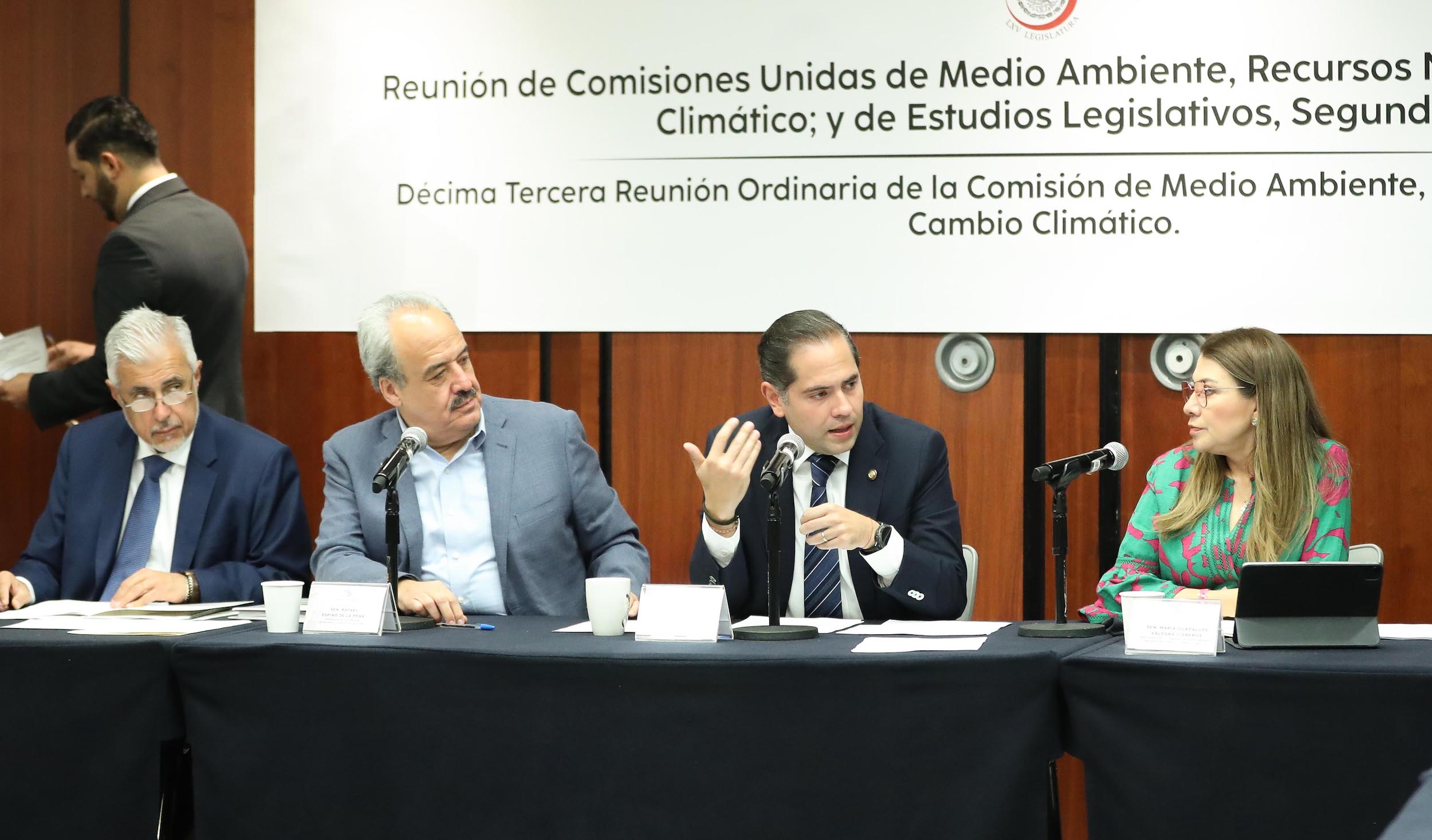 Comisiones Unidas de Medio Ambiente Recursos Naturales y Cambio Climatico-