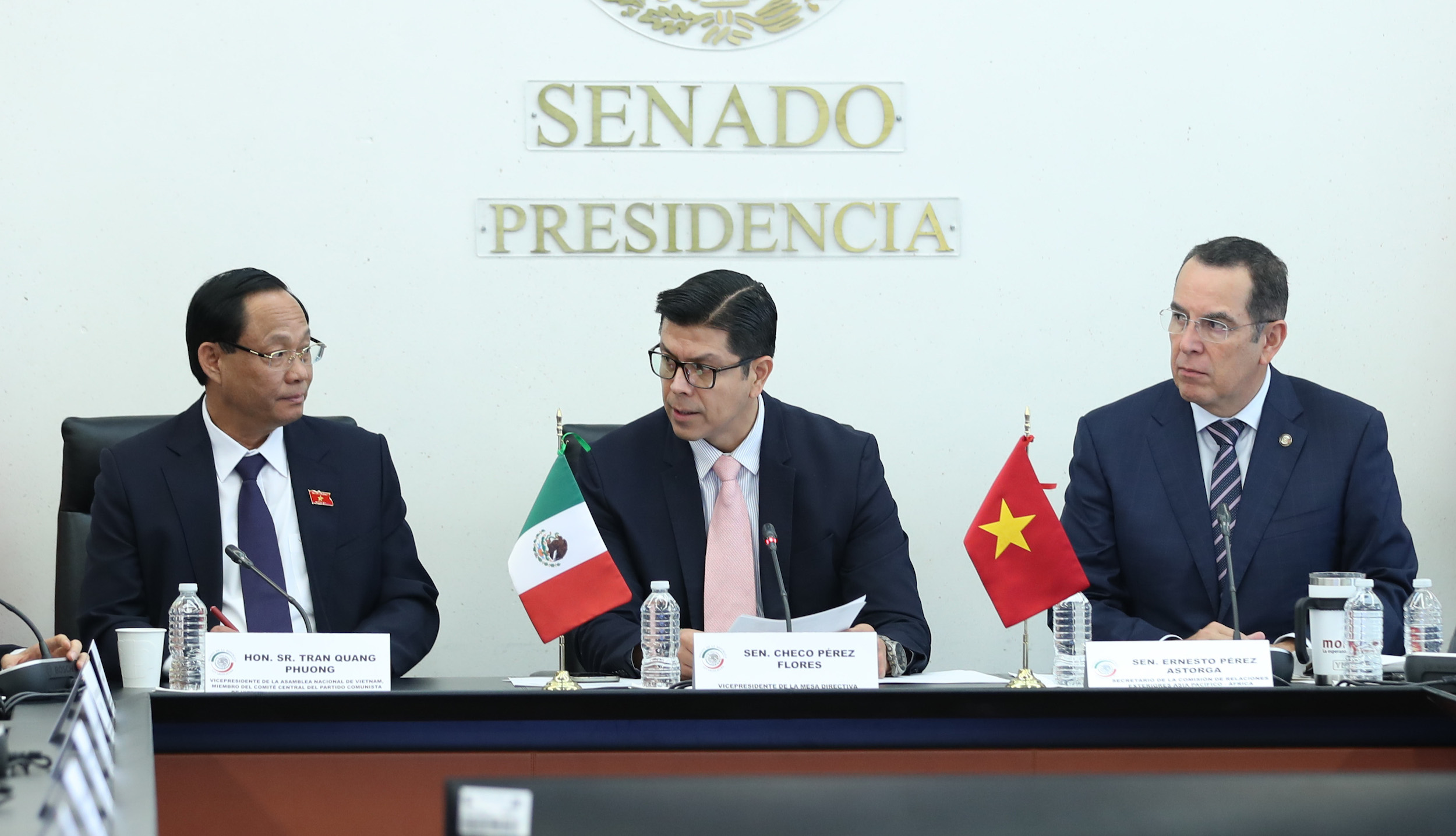 Visita del vicepresidente de la Asamblea Nacional de la Repuiblica Socialista de Vietnam-