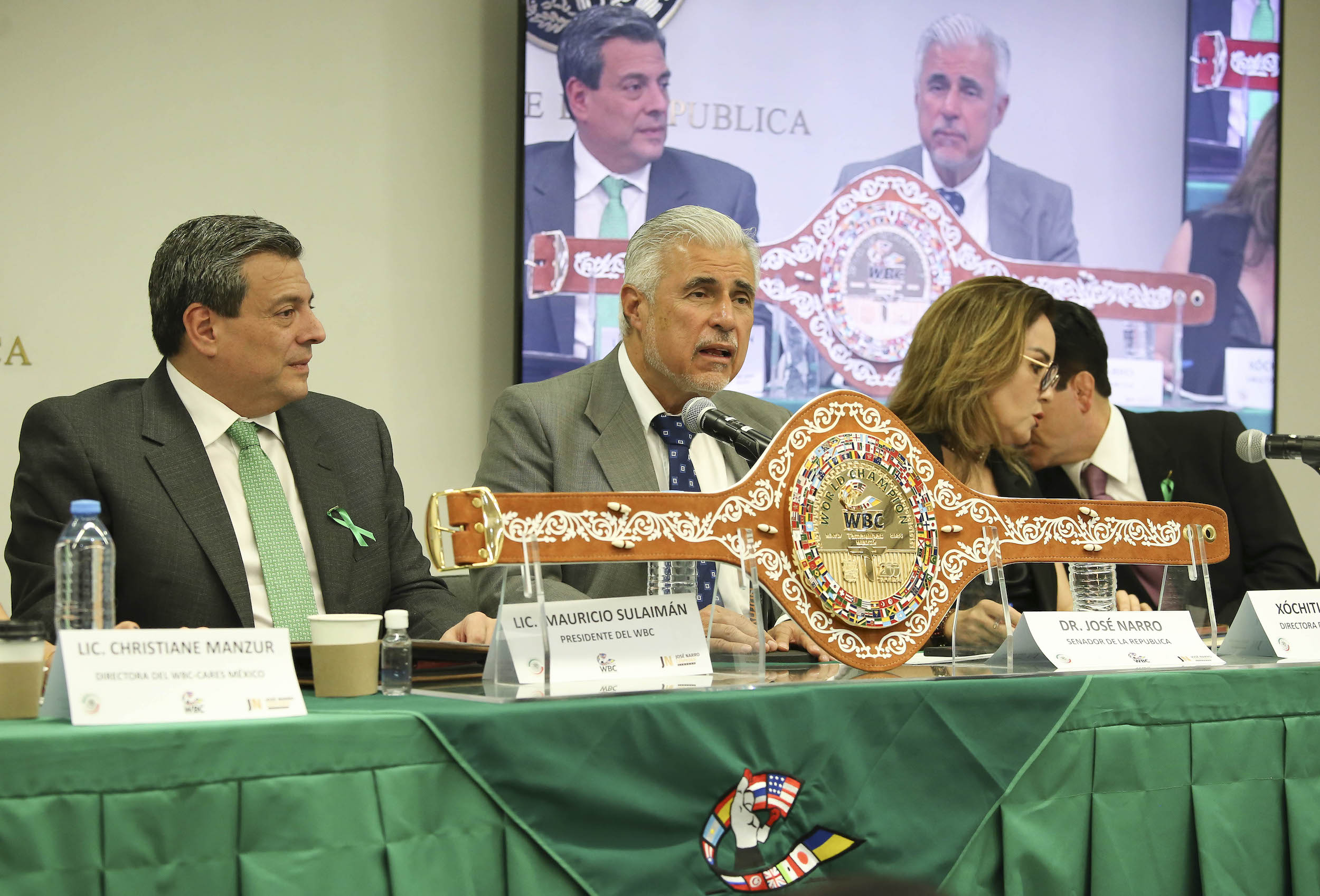 Conferencia Martes de Cafe con el Consejo Mundial de Boxeo-