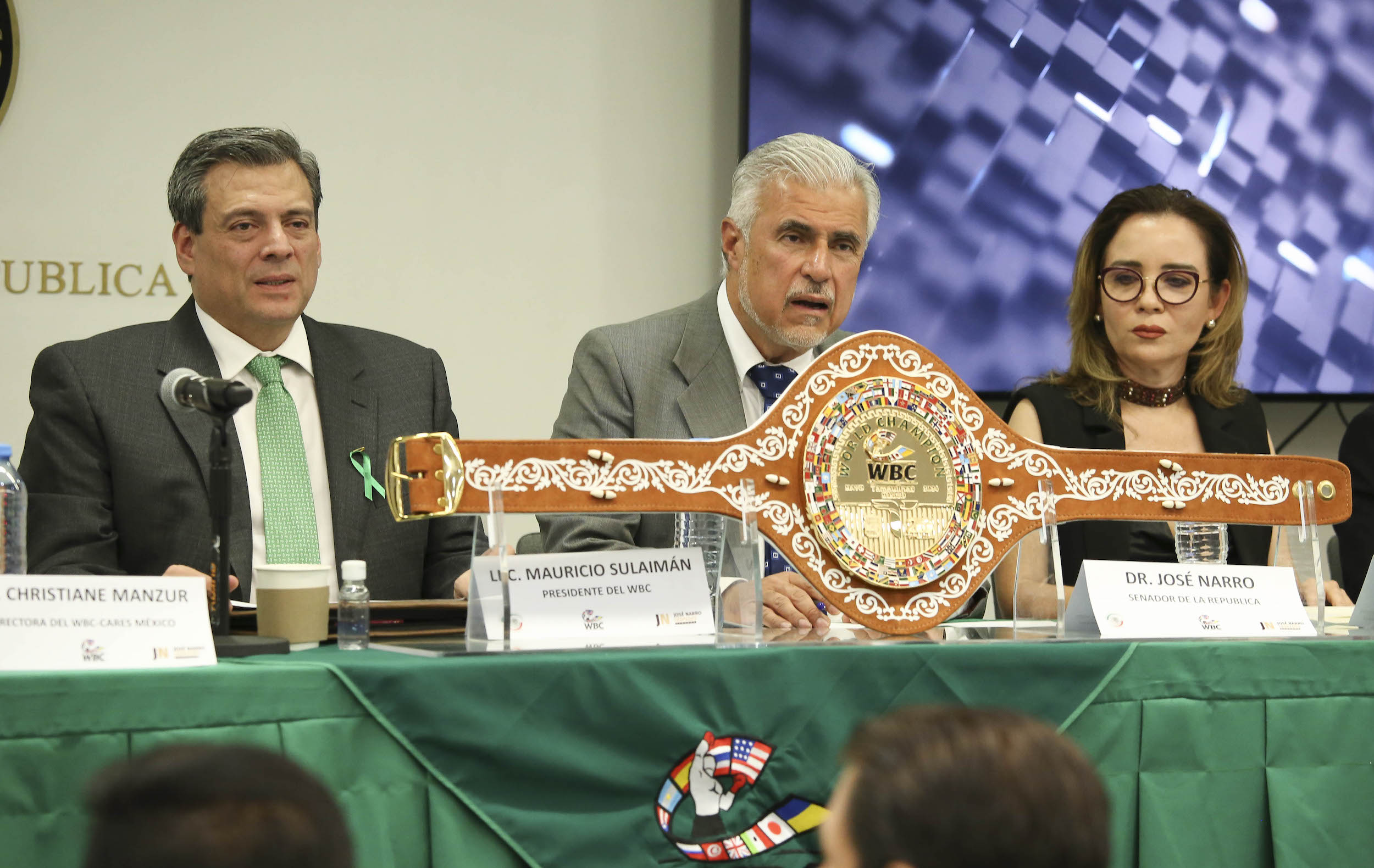 Conferencia Martes de Cafe con el Consejo Mundial de Boxeo-