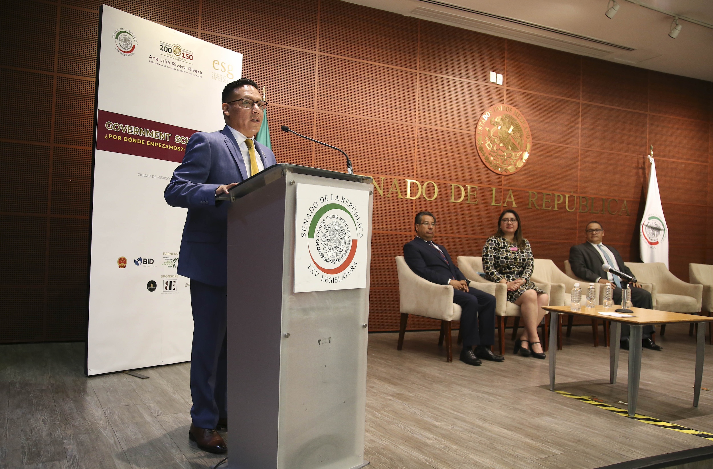 Presentacion de la Escuela de Gobierno y Administracion Publica Municipal-
