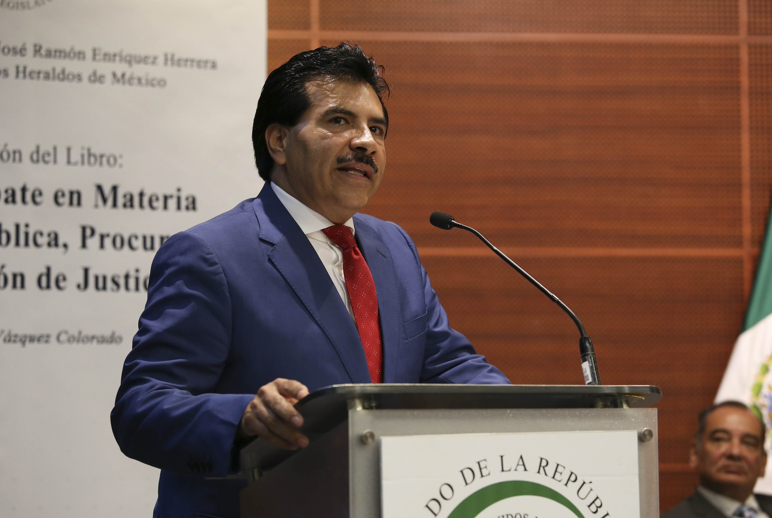 Presentacion del Libro Desafio y Debate en Materia de Seguridad Publica-