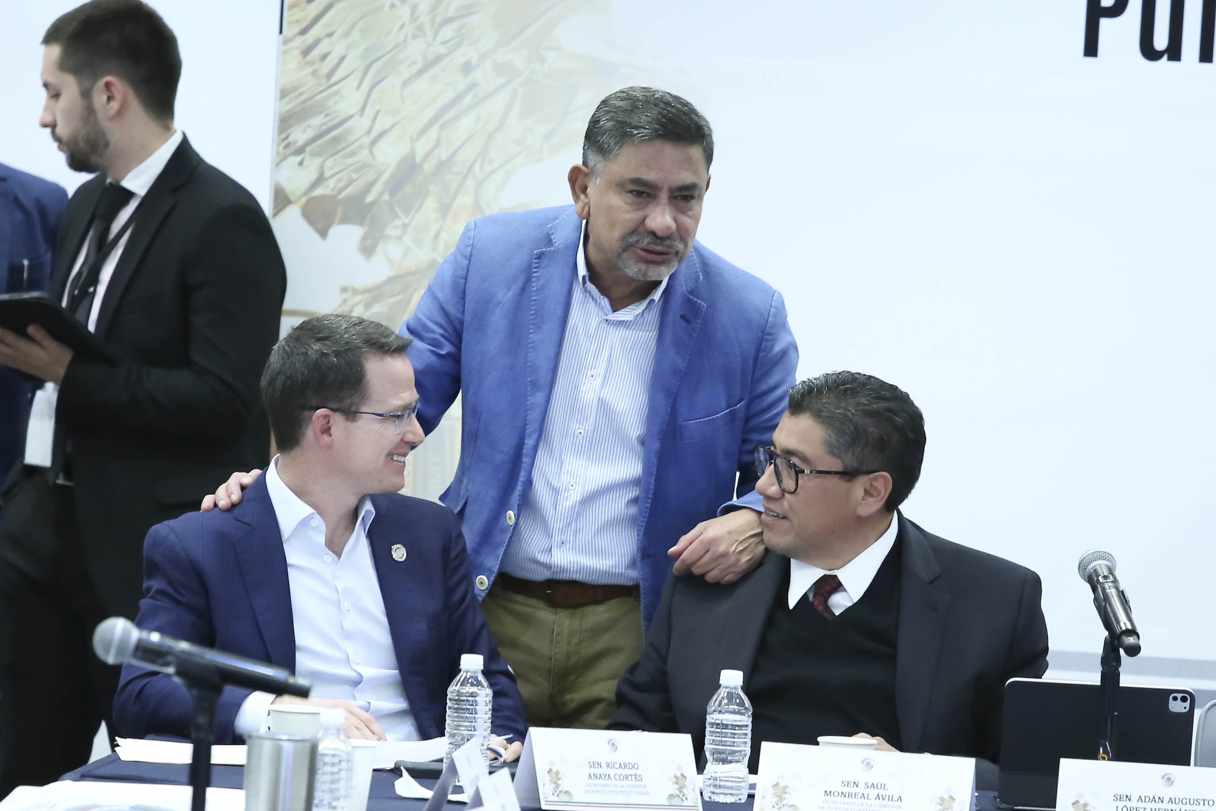 Comisiones Unidas Puntos Constitucionales Salud y Estudios Legislativos-
