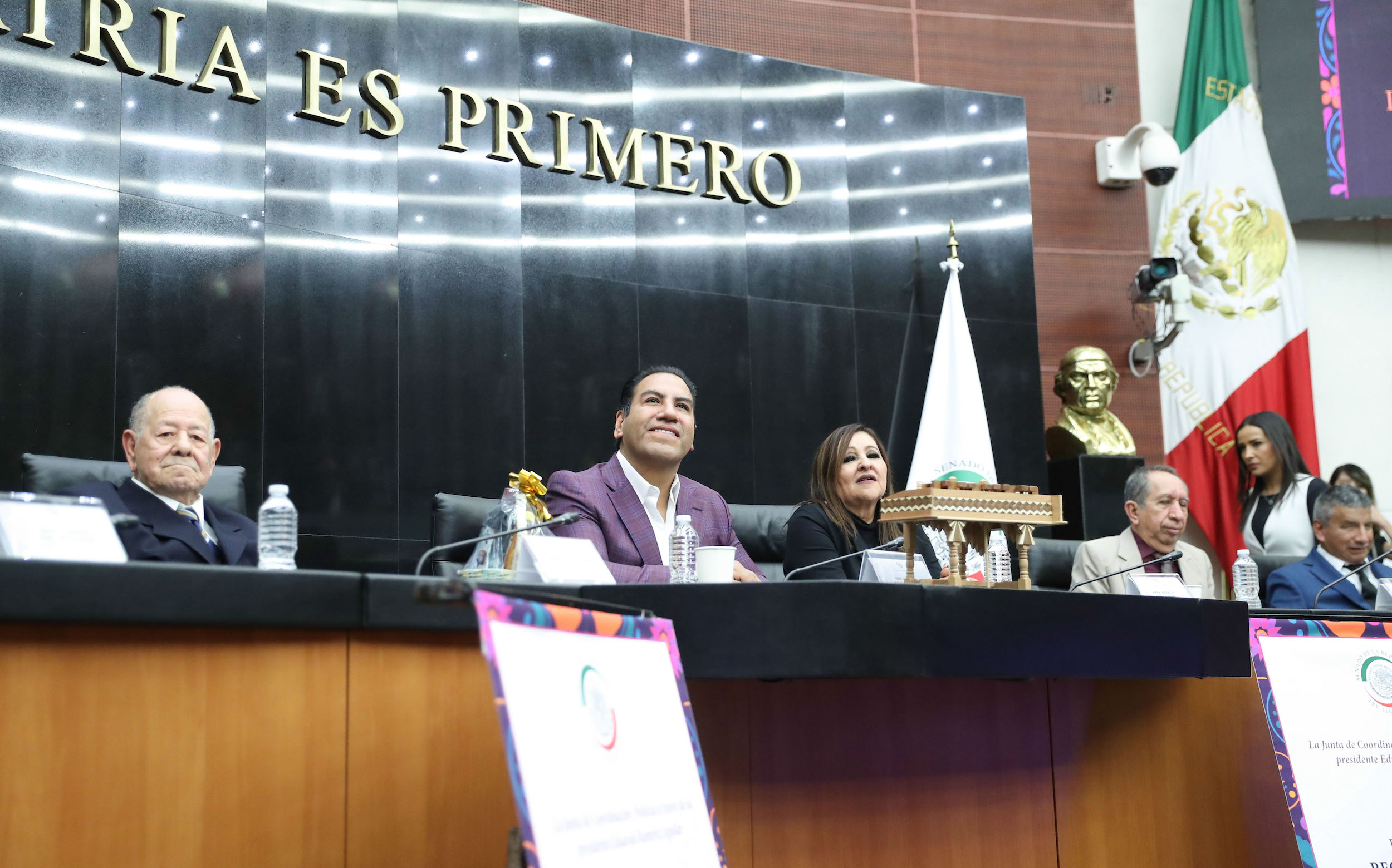 Entrega de Reconocimientos a Leyendas de Marimba Chiapaneca-